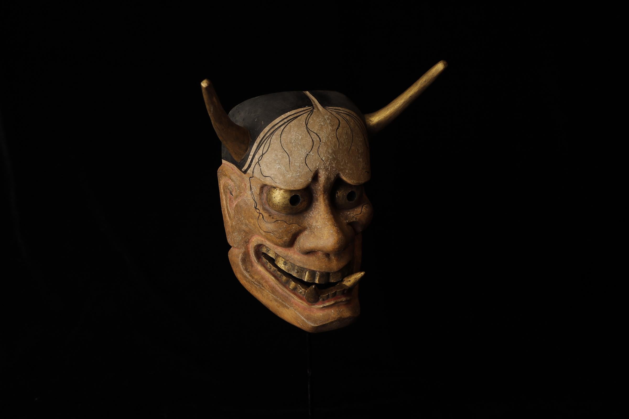 Maschera Noh giapponese Hannya (般若). Attribuito a Takada Fuki (高田 冨季, 1935-2008) in vendita 2