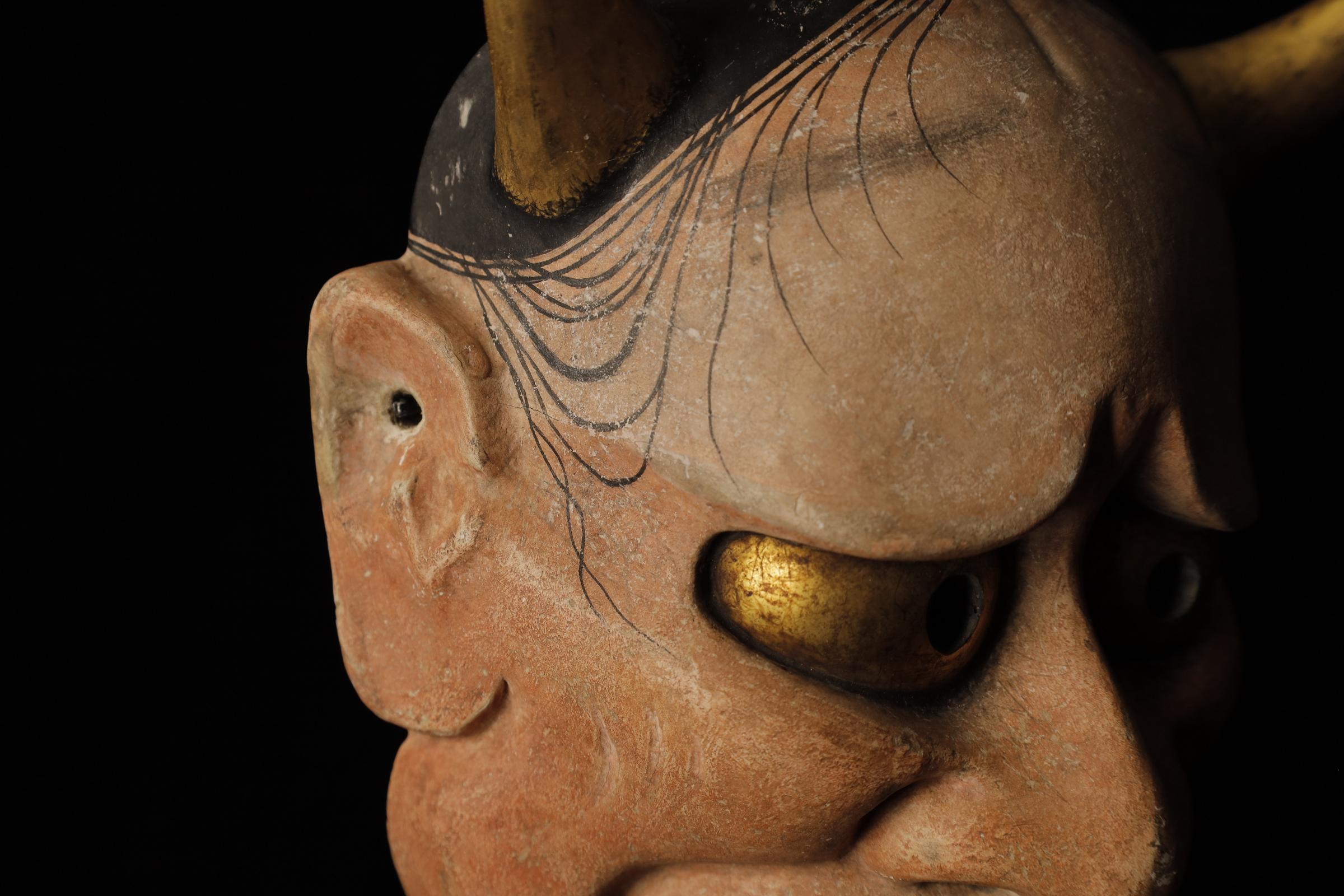 Maschera Noh giapponese Hannya (般若). Attribuito a Takada Fuki (高田 冨季, 1935-2008) in vendita 7