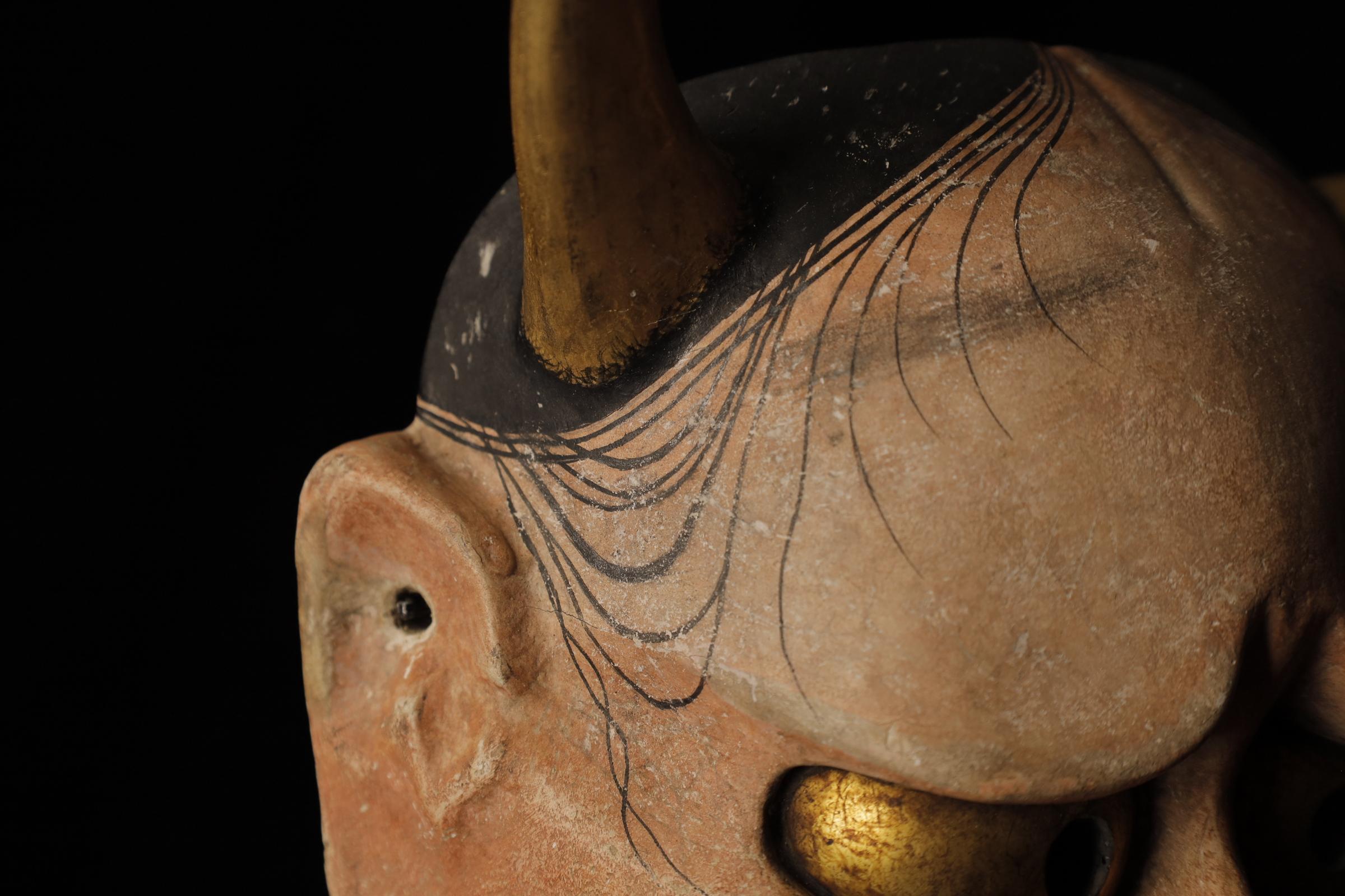 Maschera Noh giapponese Hannya (般若). Attribuito a Takada Fuki (高田 冨季, 1935-2008) in vendita 8