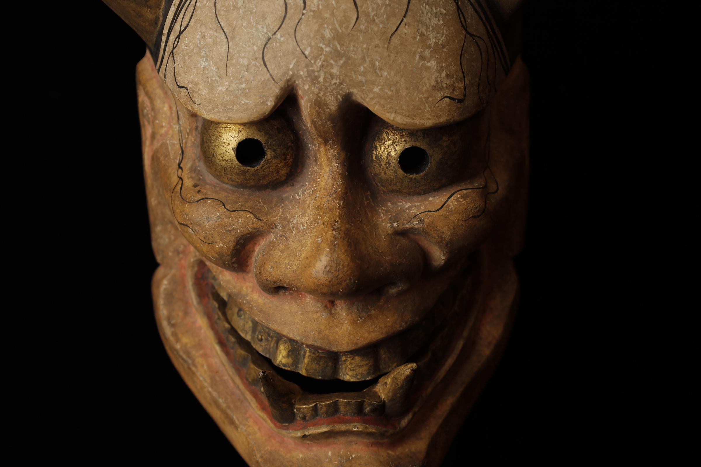 Showa Maschera Noh giapponese Hannya (般若). Attribuito a Takada Fuki (高田 冨季, 1935-2008) in vendita