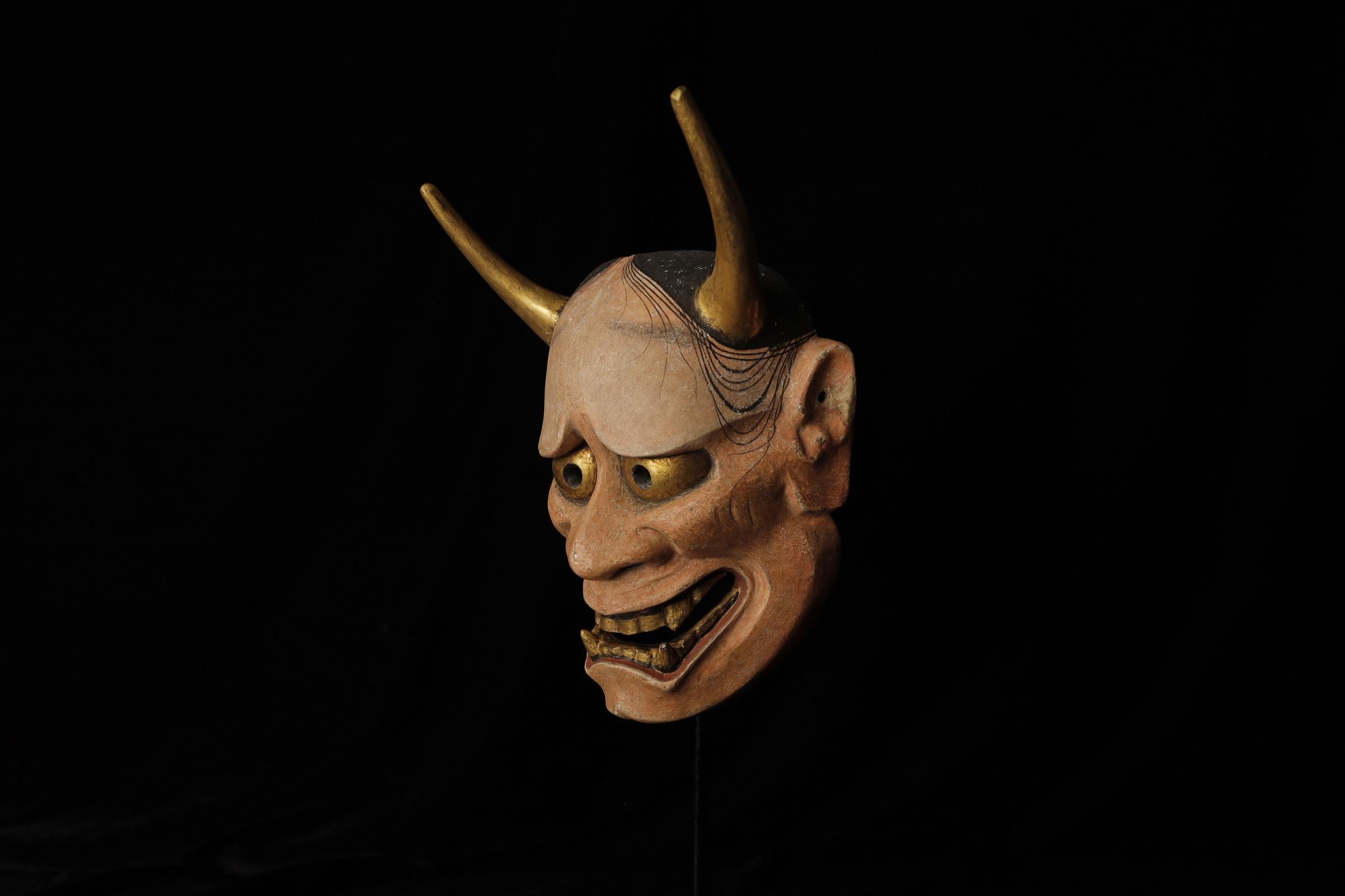Maschera Noh giapponese Hannya (般若). Attribuito a Takada Fuki (高田 冨季, 1935-2008) In condizioni buone in vendita a Fukuoka, JP