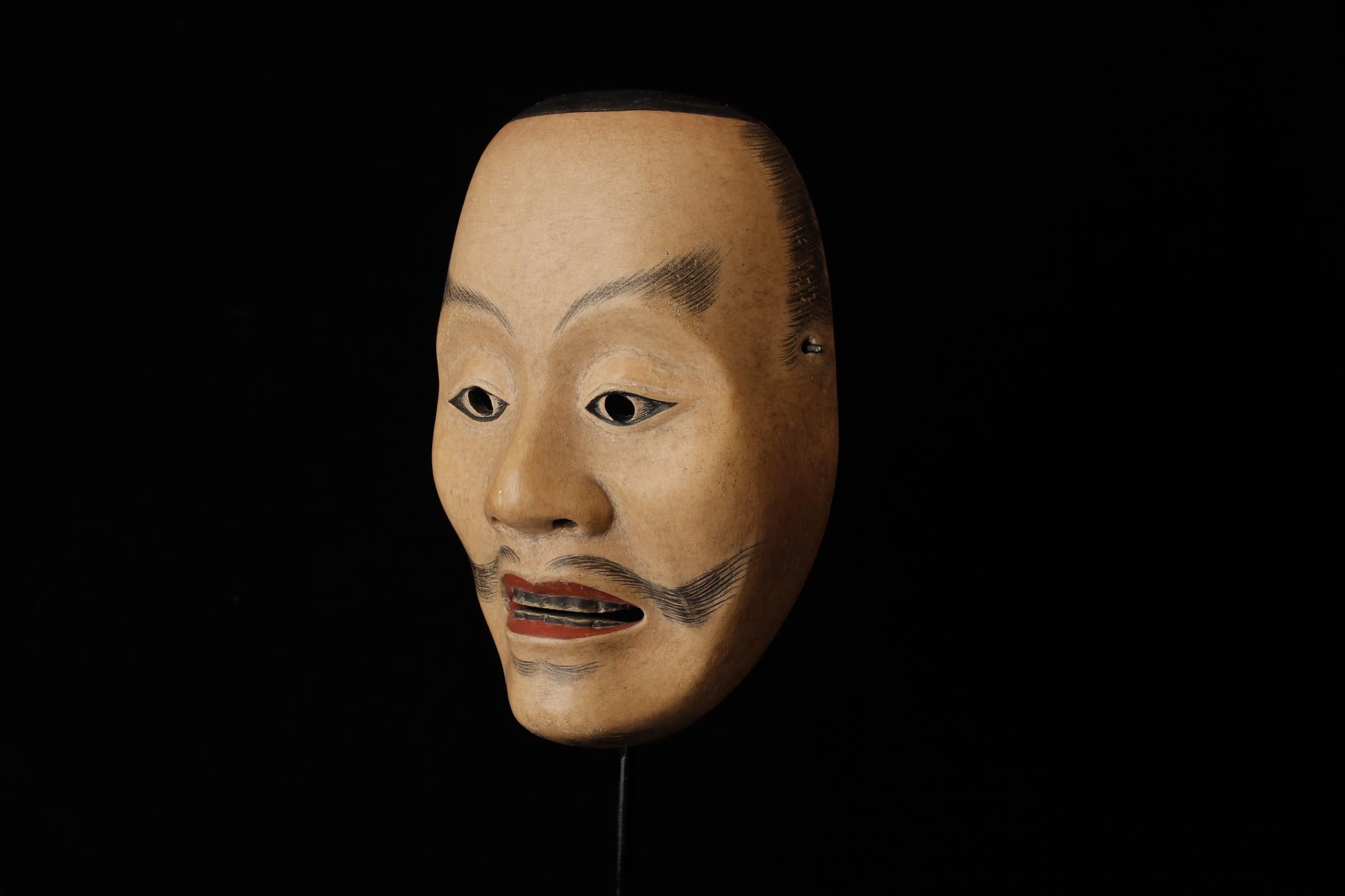 Sculpté à la main Japonais  Heita (平太) Masque nô. Attribué à Takada Fuki (高田 冨季) en vente