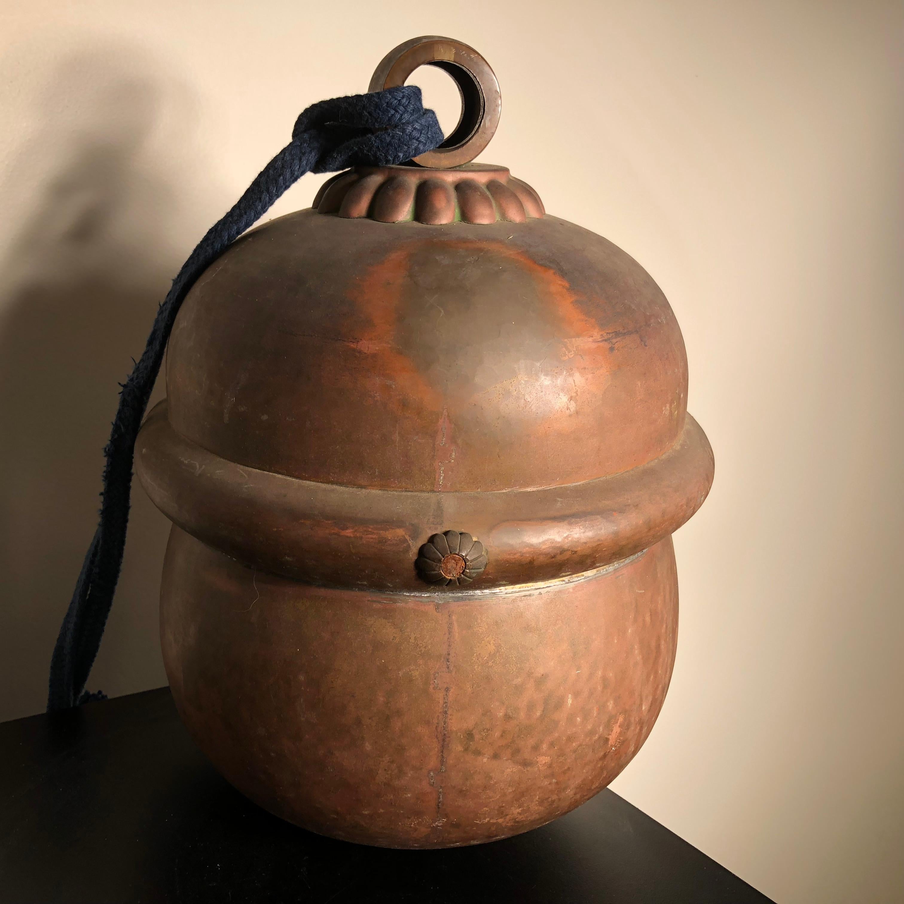 Japanese Huge Antique Shinto Suzu Temple Bell In Good Condition In South Burlington, VT