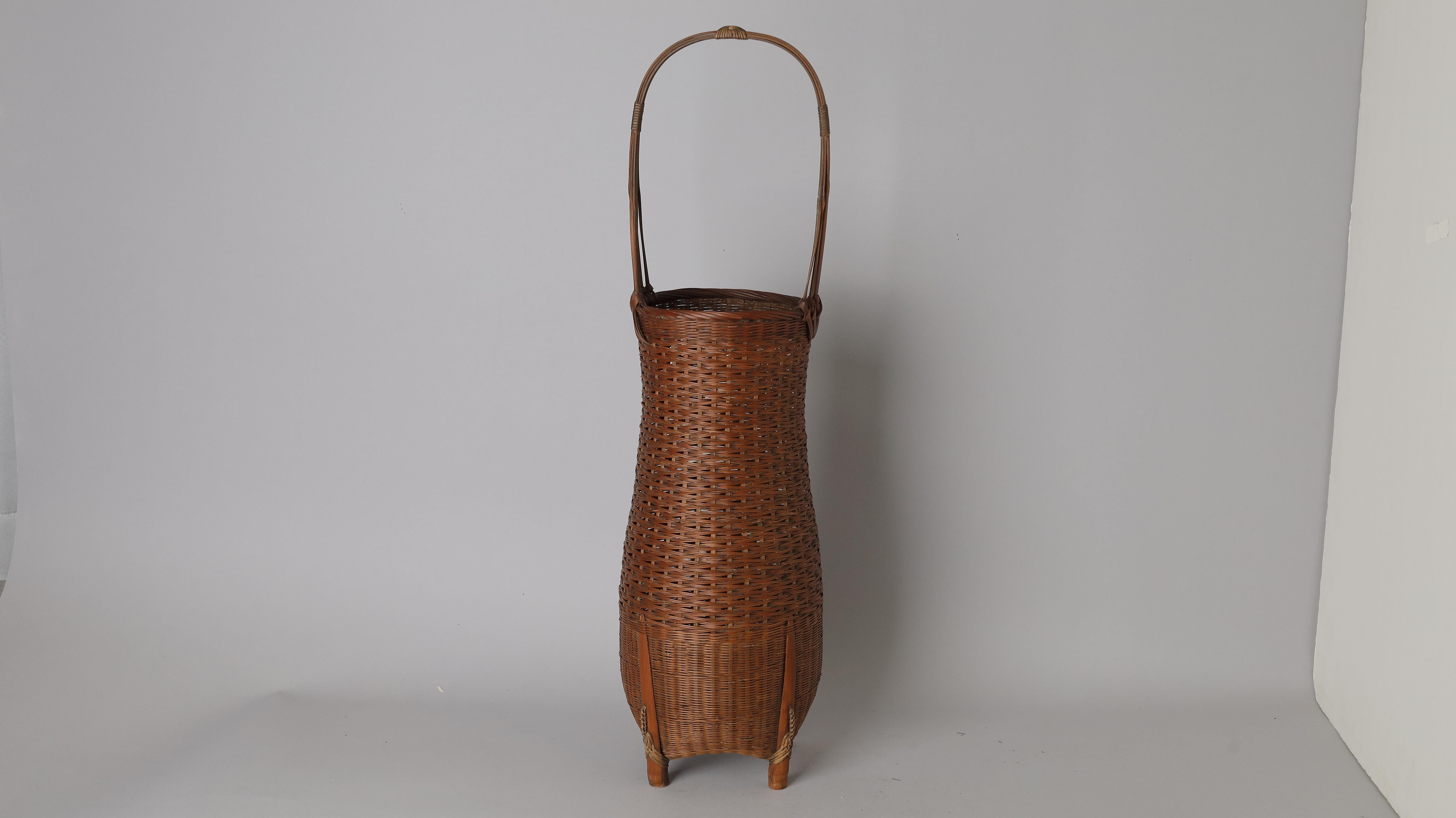 Feines japanisches Ikebana   Bambus Korb 