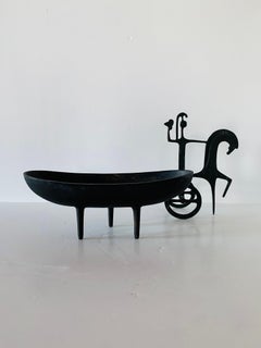 Japanese Ikebana Cast Iron Tripod Planter, Nanbu Tekki Style