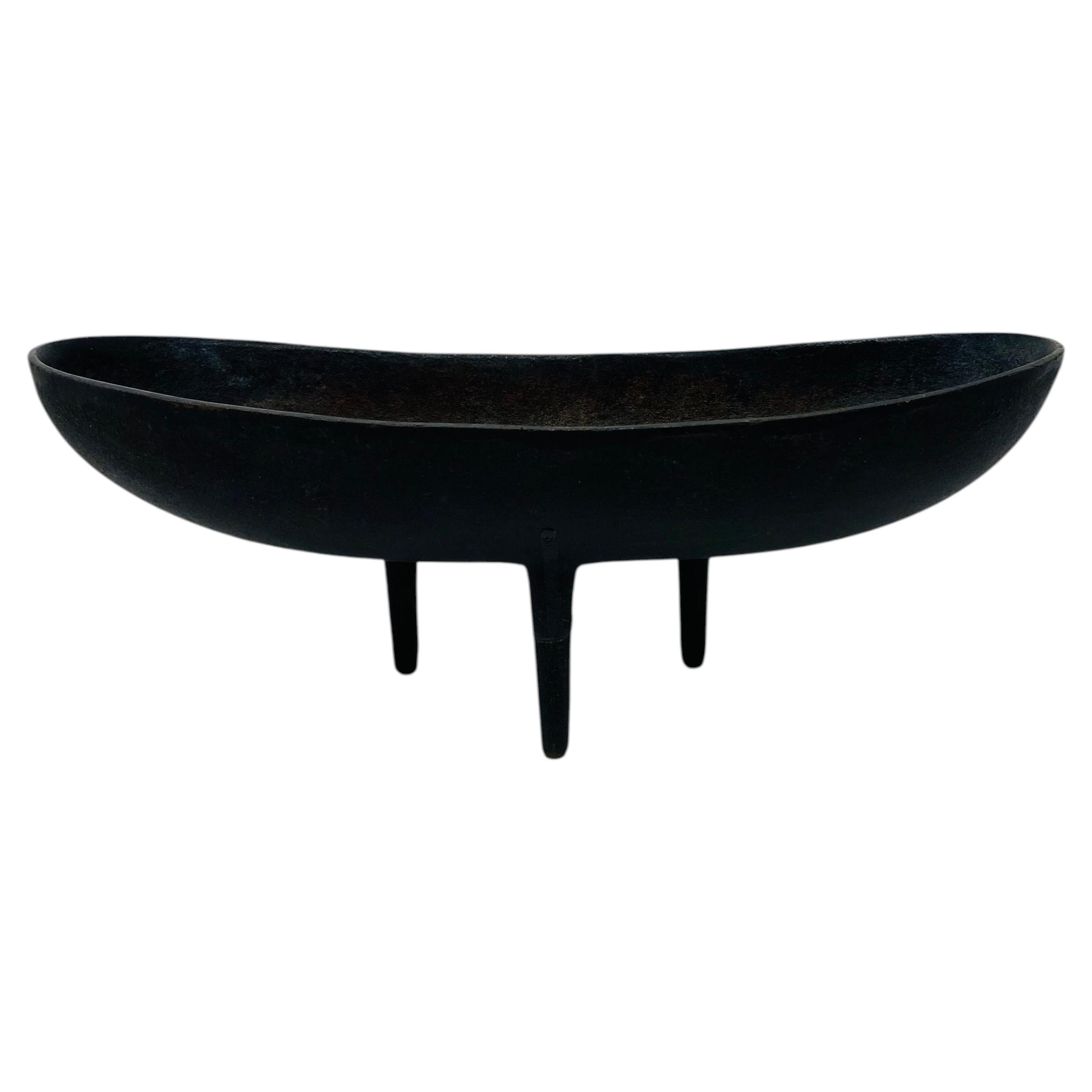 Japanese Ikebana Cast Iron Tripod Planter, Nanbu Tekki Style