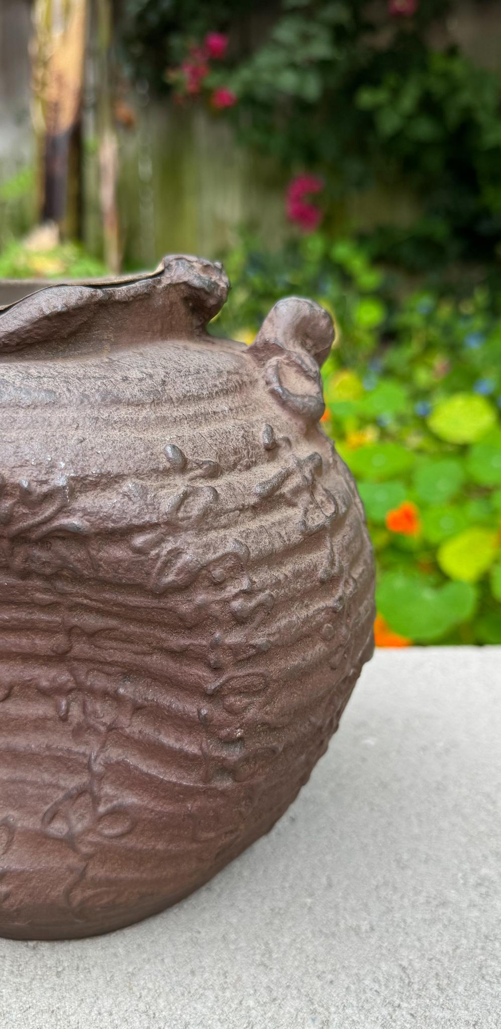Vaso giapponese Ikebana in ferro, Giappone, XX secolo in vendita 3