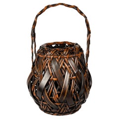Panier japonais Ikebana ou hanakago en osier et bambou