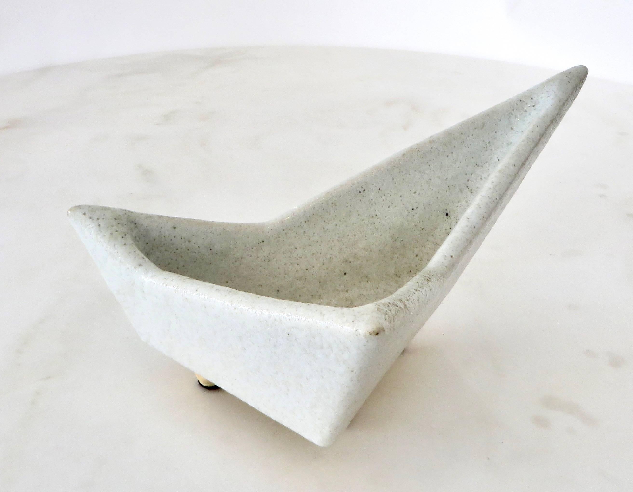 Mid-20th Century Japanese Ikebana Vase with an Abstract Highly Textured White Glazed Ceramic