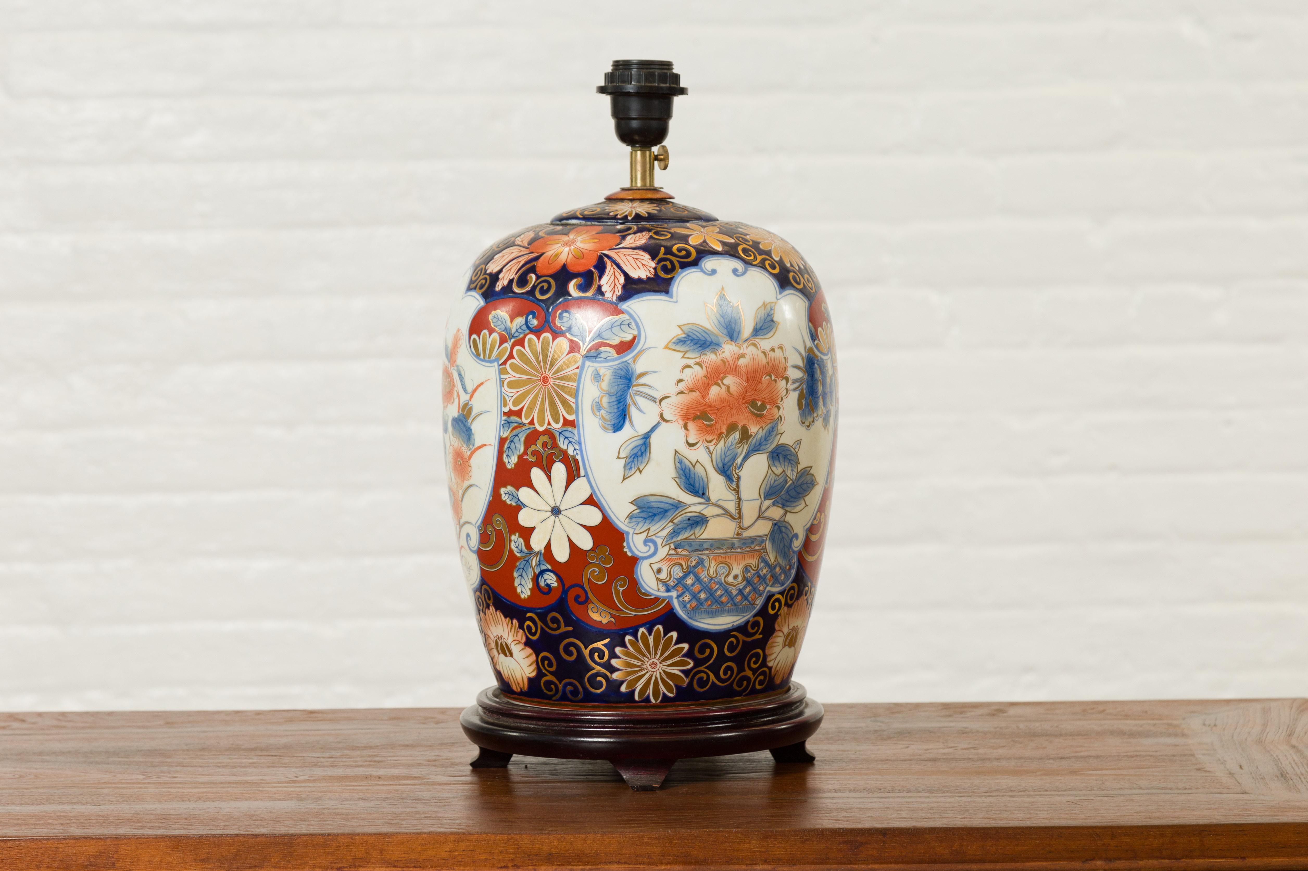 Japanese Imari 20th Century Ceramic Table Lamp with Blue, Red and Gilt Decor 6
