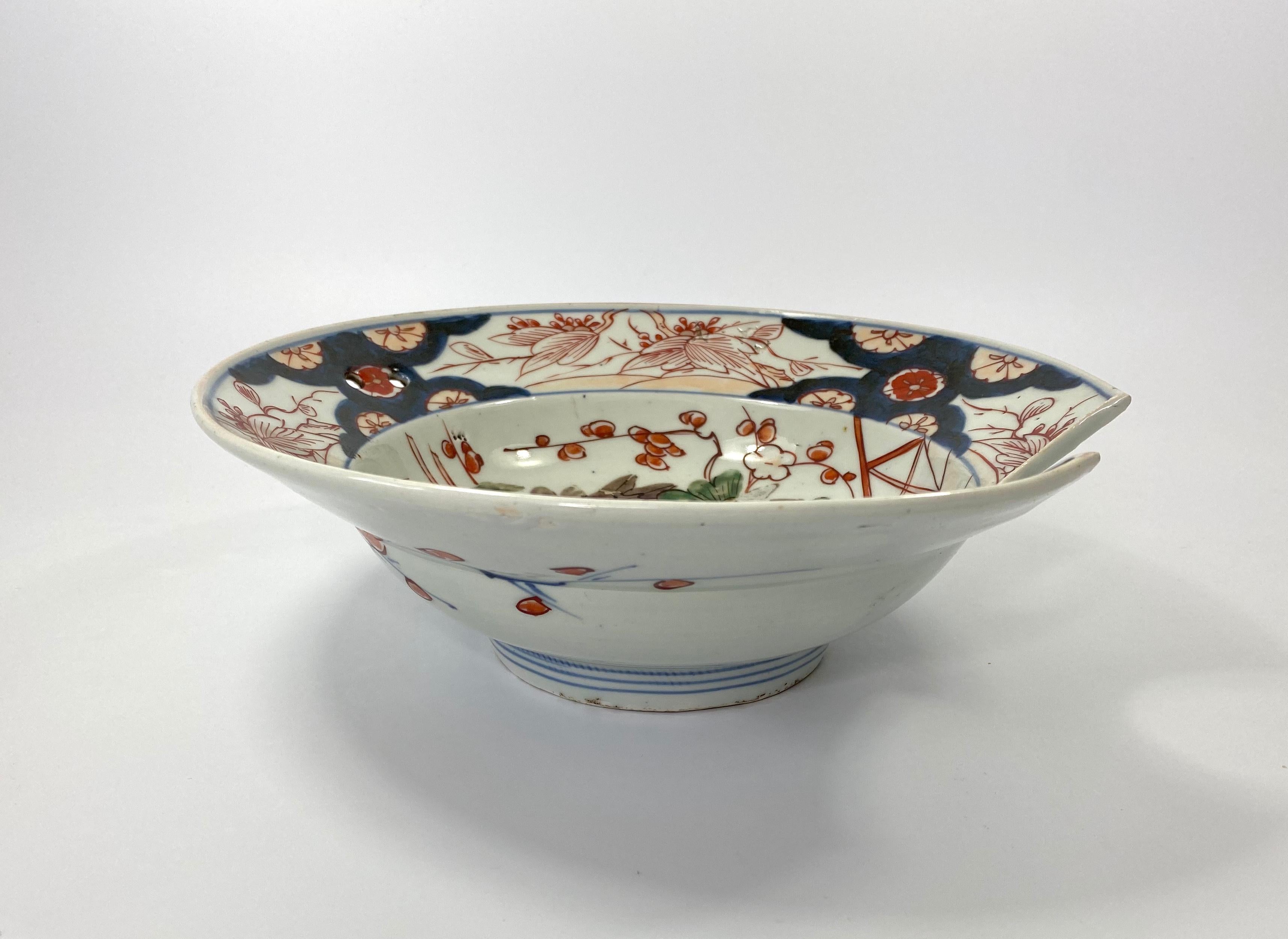 Porcelain Japanese Imari Barbers Bowl, c. 1700, Edo Period