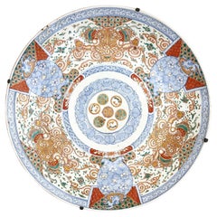 Cargador Imari japonés, periodo Meiji.