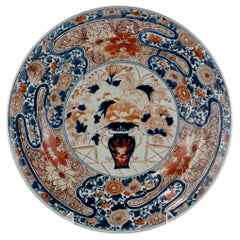 Used Japanese Imari charger of large size, Arita, c. 1700, Genroku Period.