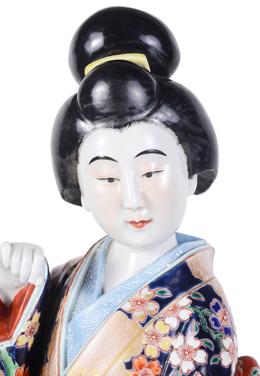 Japanese Imari Geisha, Early 20th Century In Good Condition In Brighton, Sussex