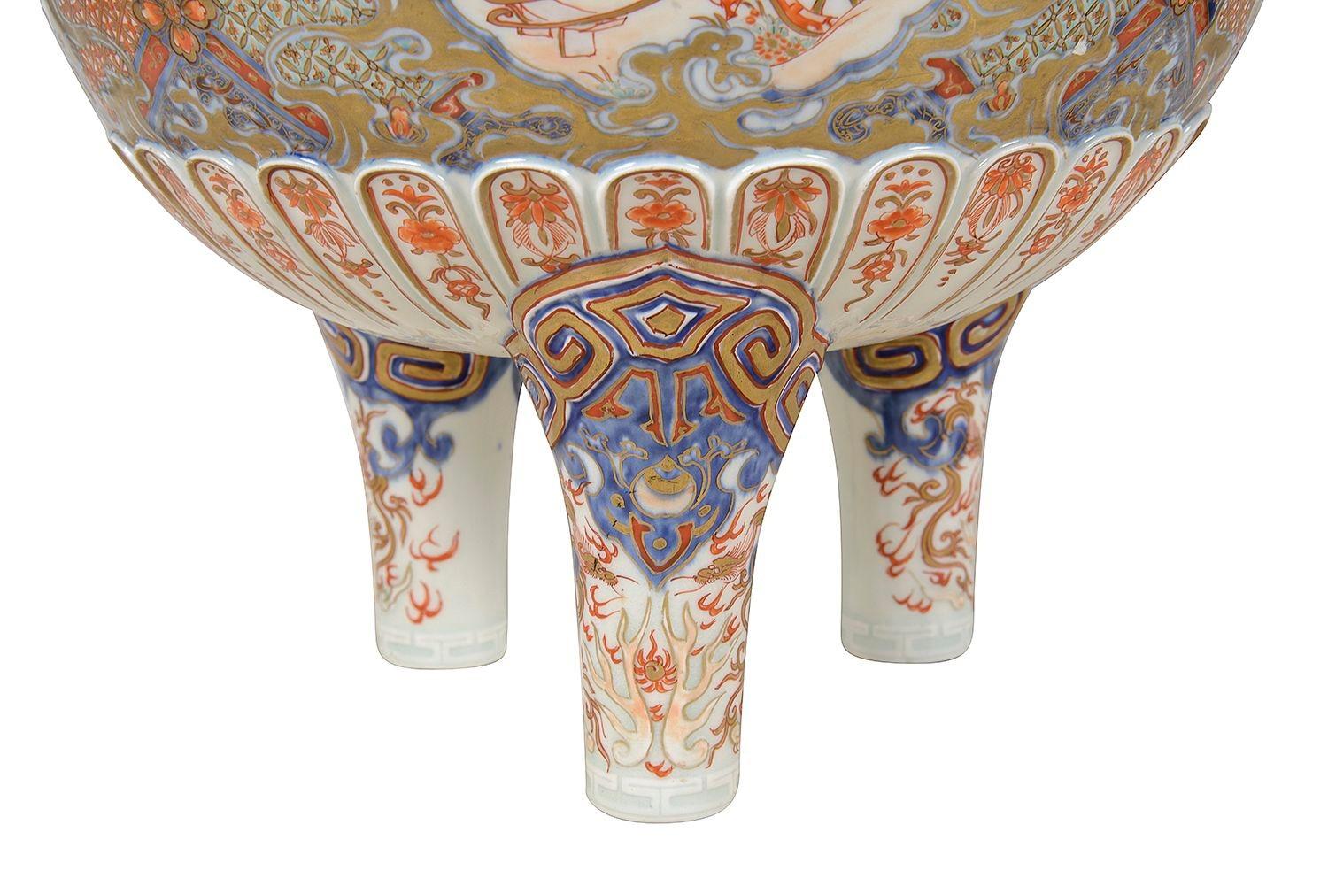 Imari Koro japonés, hacia 1890 siglo XIX en venta
