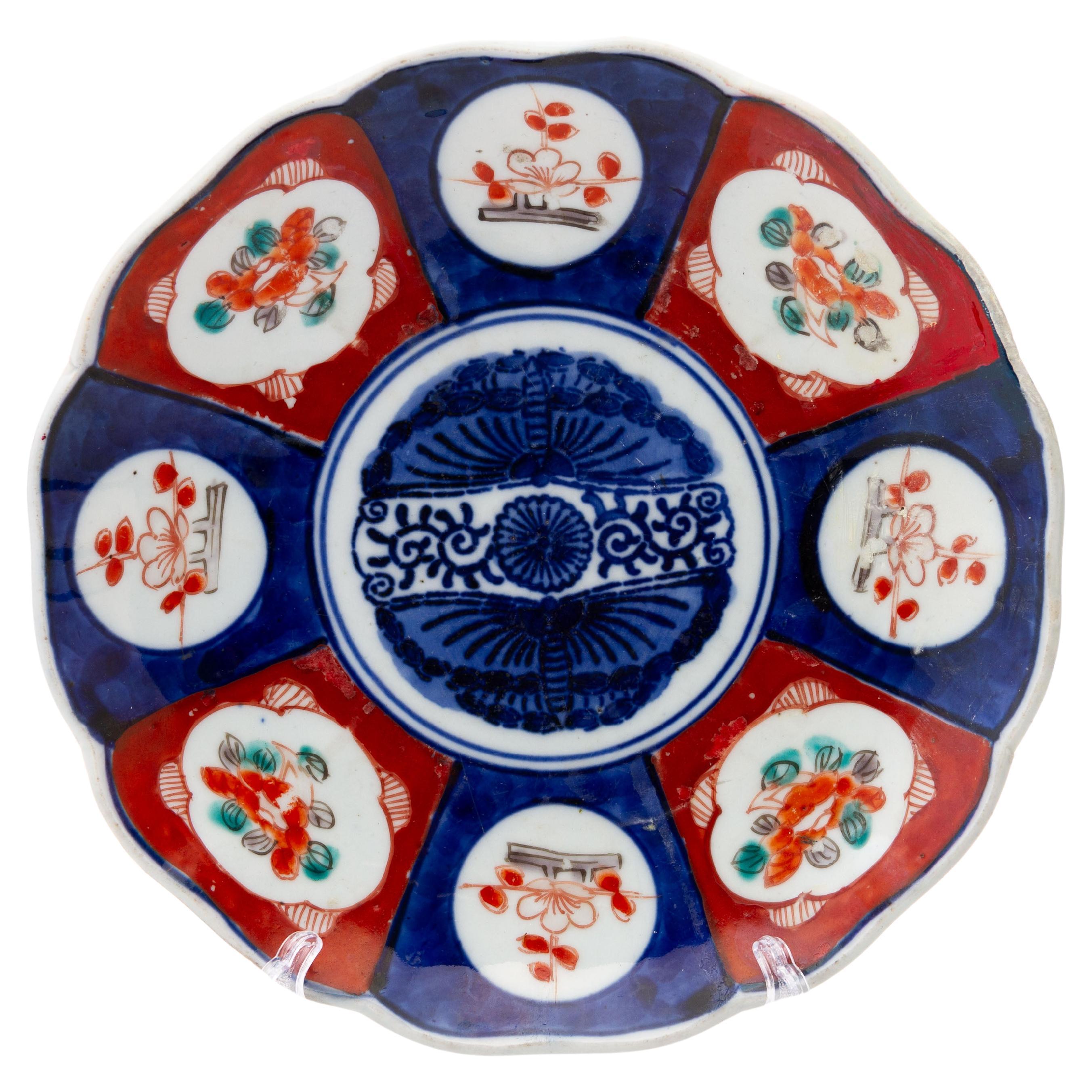Japanese Imari Lobed Porcelain Plate Meiji 19th Century 