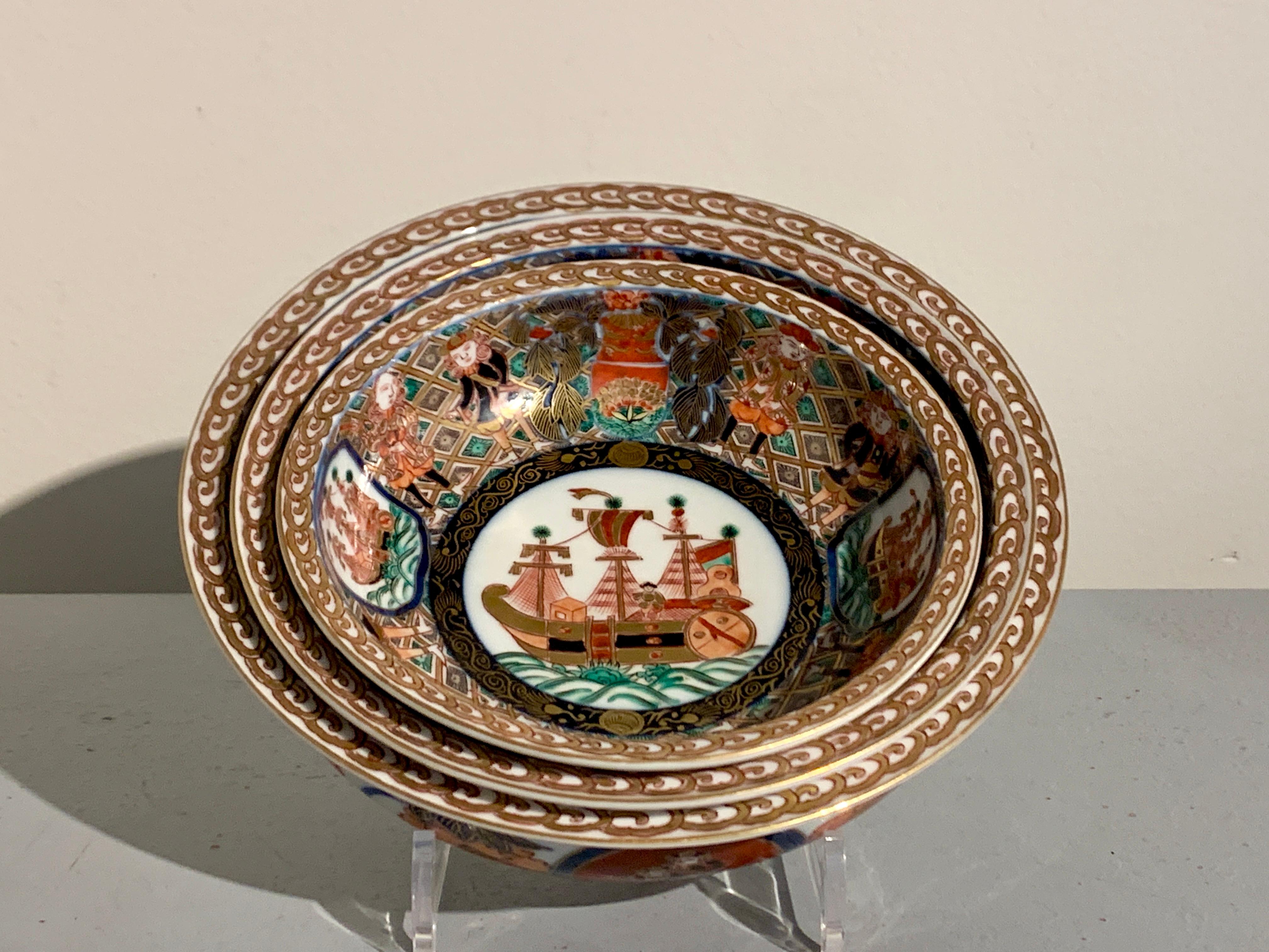 Eine wunderbare Reihe von drei japanischen Imari-Porzellan 