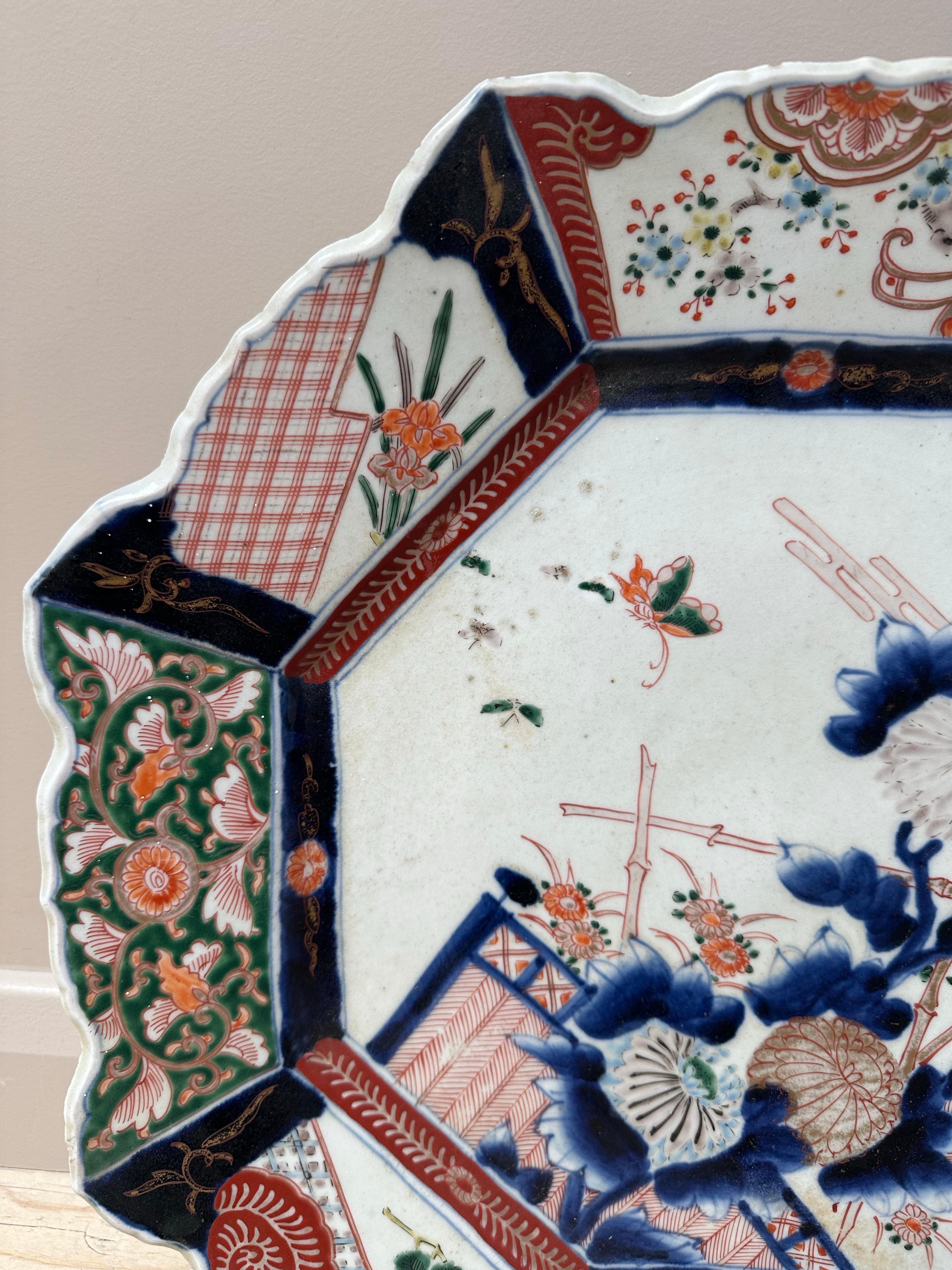 Japanese Imari Octagonal Plate, Hand-Painted Porcelain, Meiji Era For Sale 4