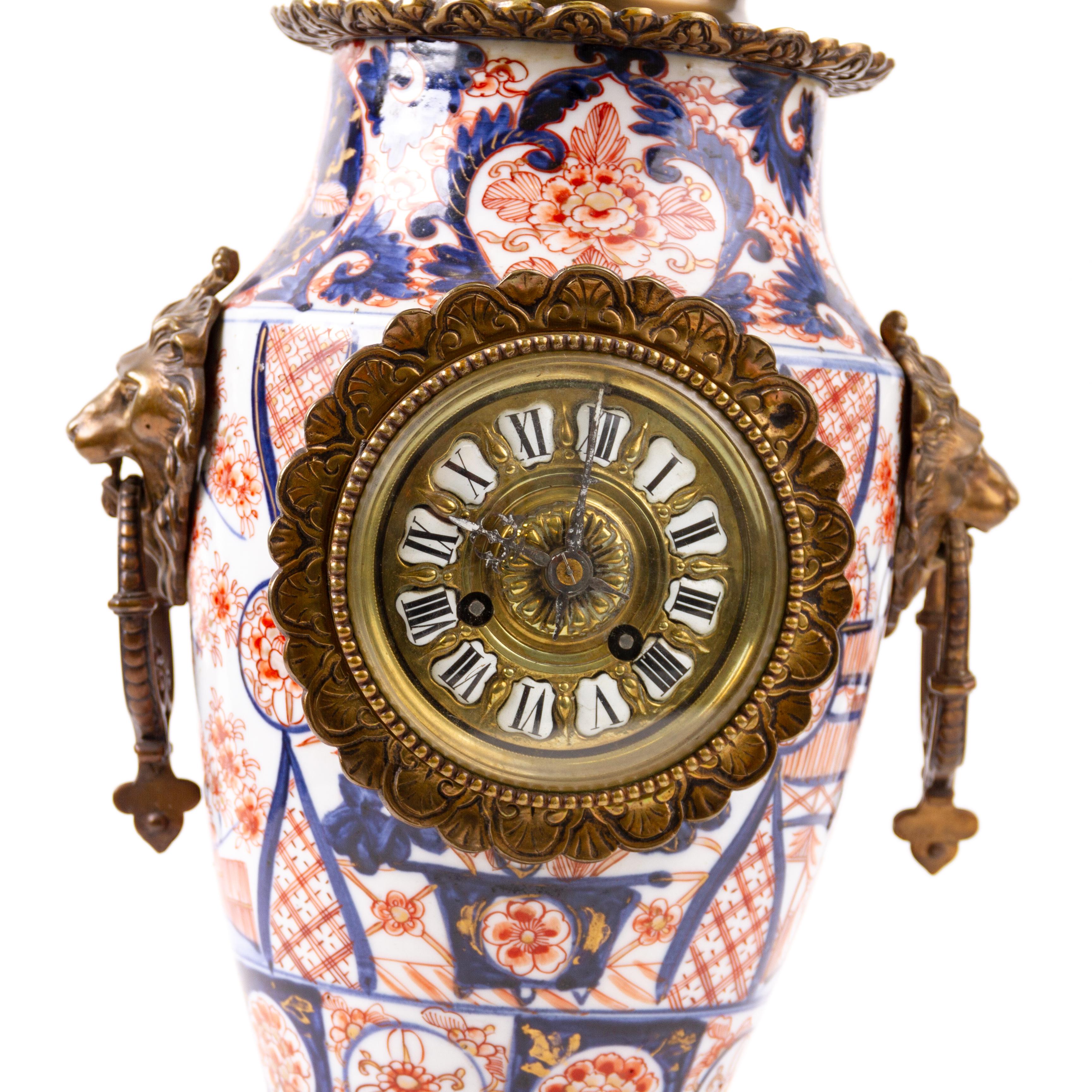Japanese Imari Porcelain Bronze Mounted French Mantle Clock 19thC
Good condition overall, as seen.

Free international shipping.