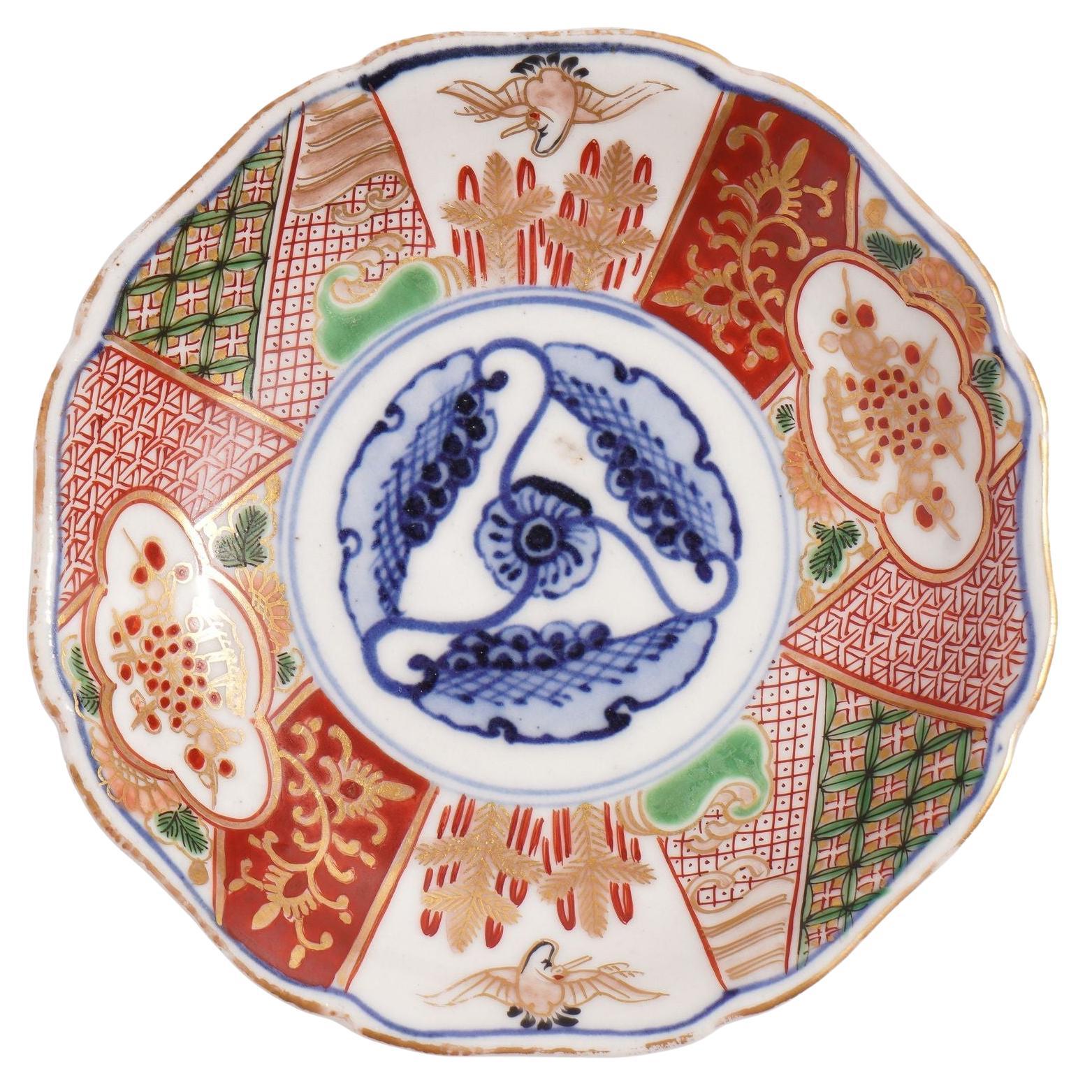 Piattino con piede in Imari Porcelain giapponese, 1840 ca.