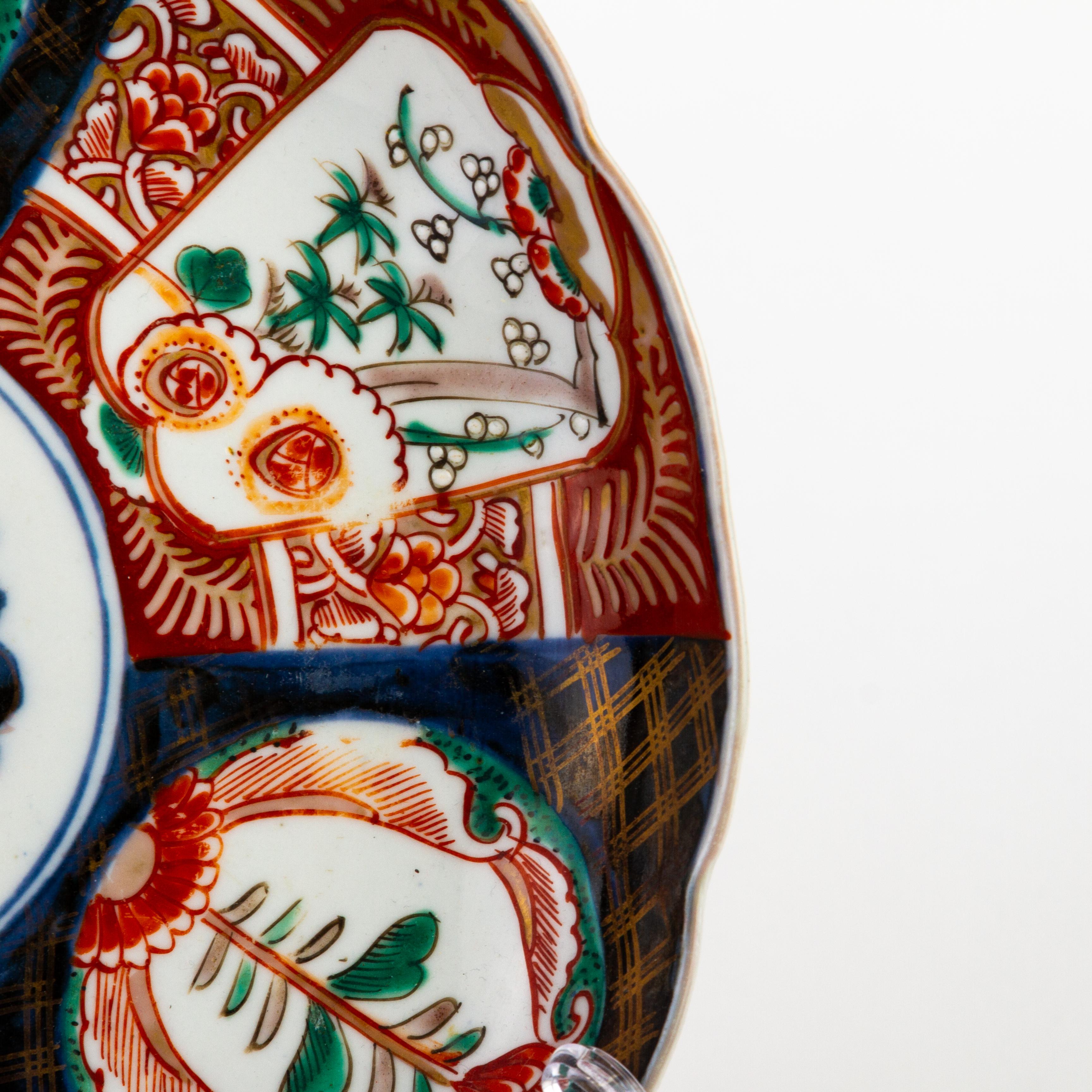 Japanese Imari Porcelain Meiji Plate 19th Century In Good Condition In Nottingham, GB