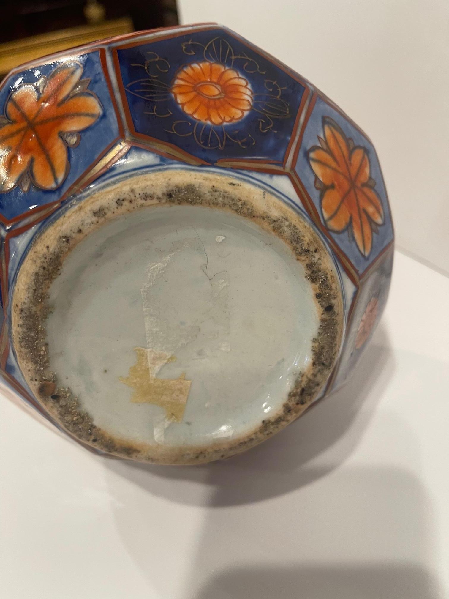 Japanese Imari Porcelain Sake Bottle, 19th Century For Sale 7