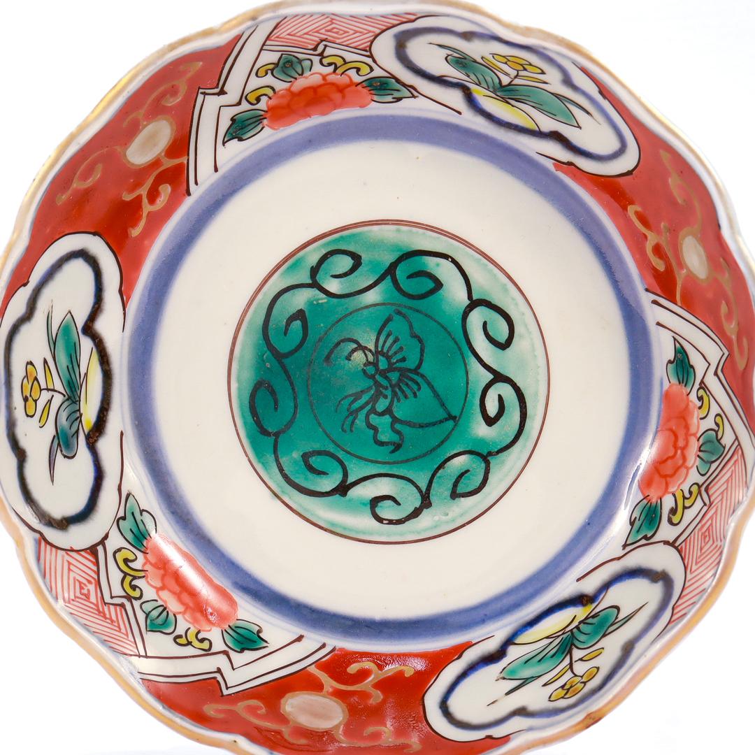 Japanese Imari Porcelain Scalloped Bowl or Vide Poche For Sale 6