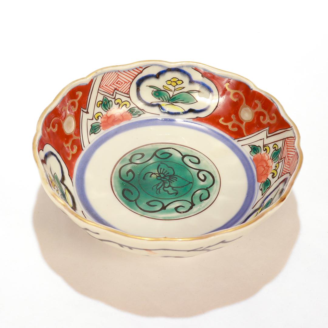 Meiji Japanese Imari Porcelain Scalloped Bowl or Vide Poche For Sale