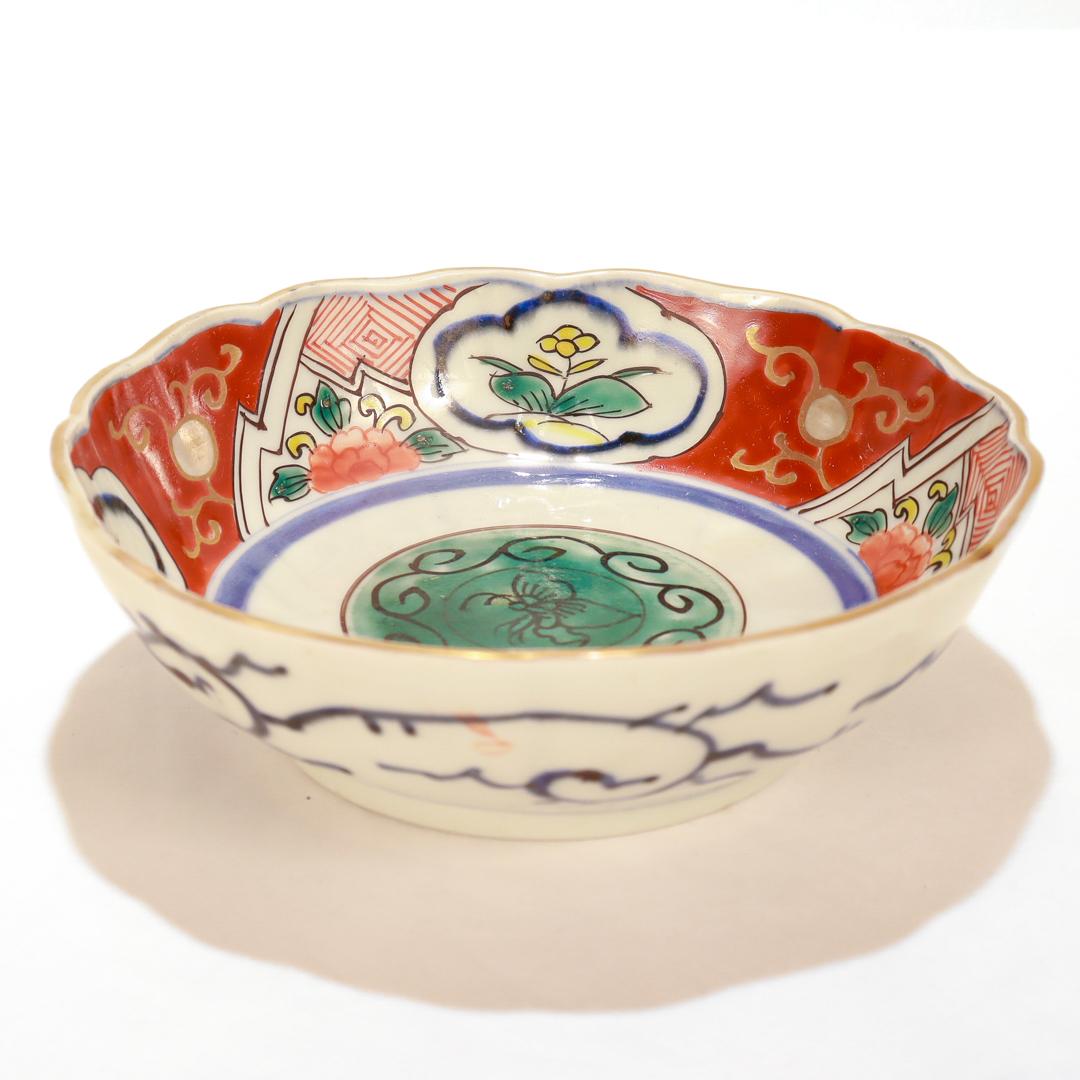 Glazed Japanese Imari Porcelain Scalloped Bowl or Vide Poche For Sale