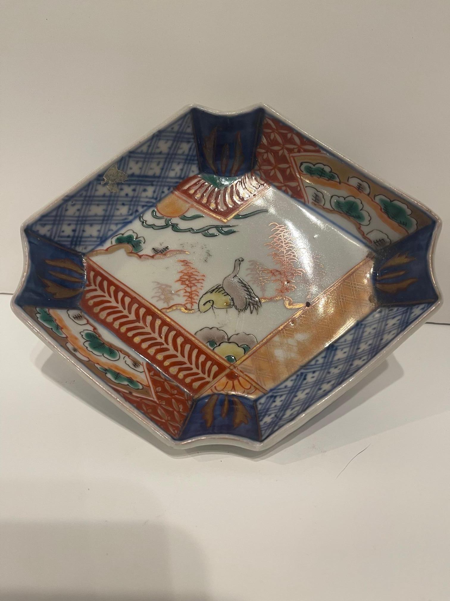 Japanese Imari Porcelain Small Rectangular Bowl, 19th Century For Sale 1