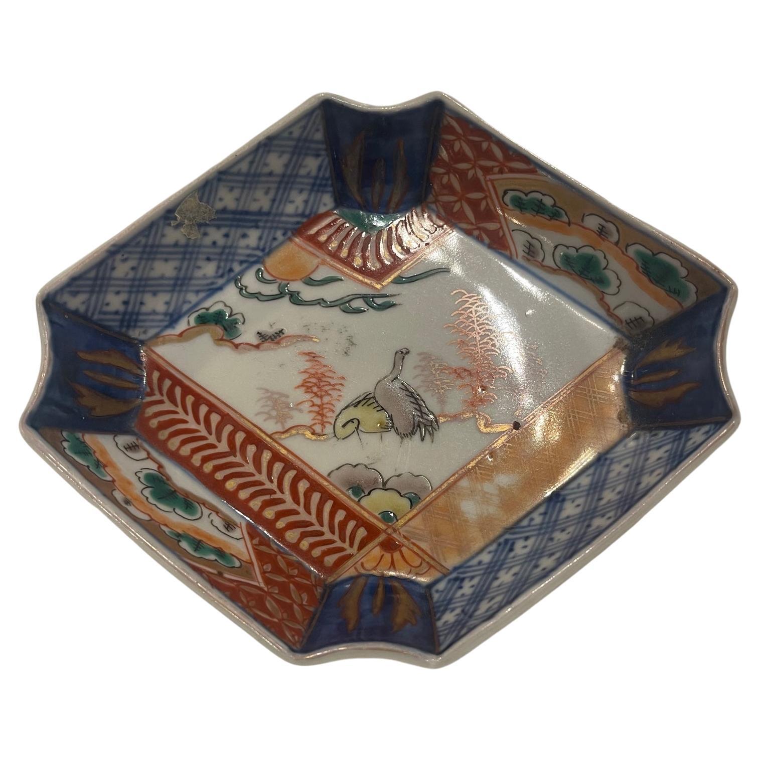 Petit bol rectangulaire en porcelaine Imari japonaise, 19e siècle