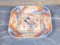 Japanese Imari Porcelain Square Platter with Scalloped Rim, Meiji Period