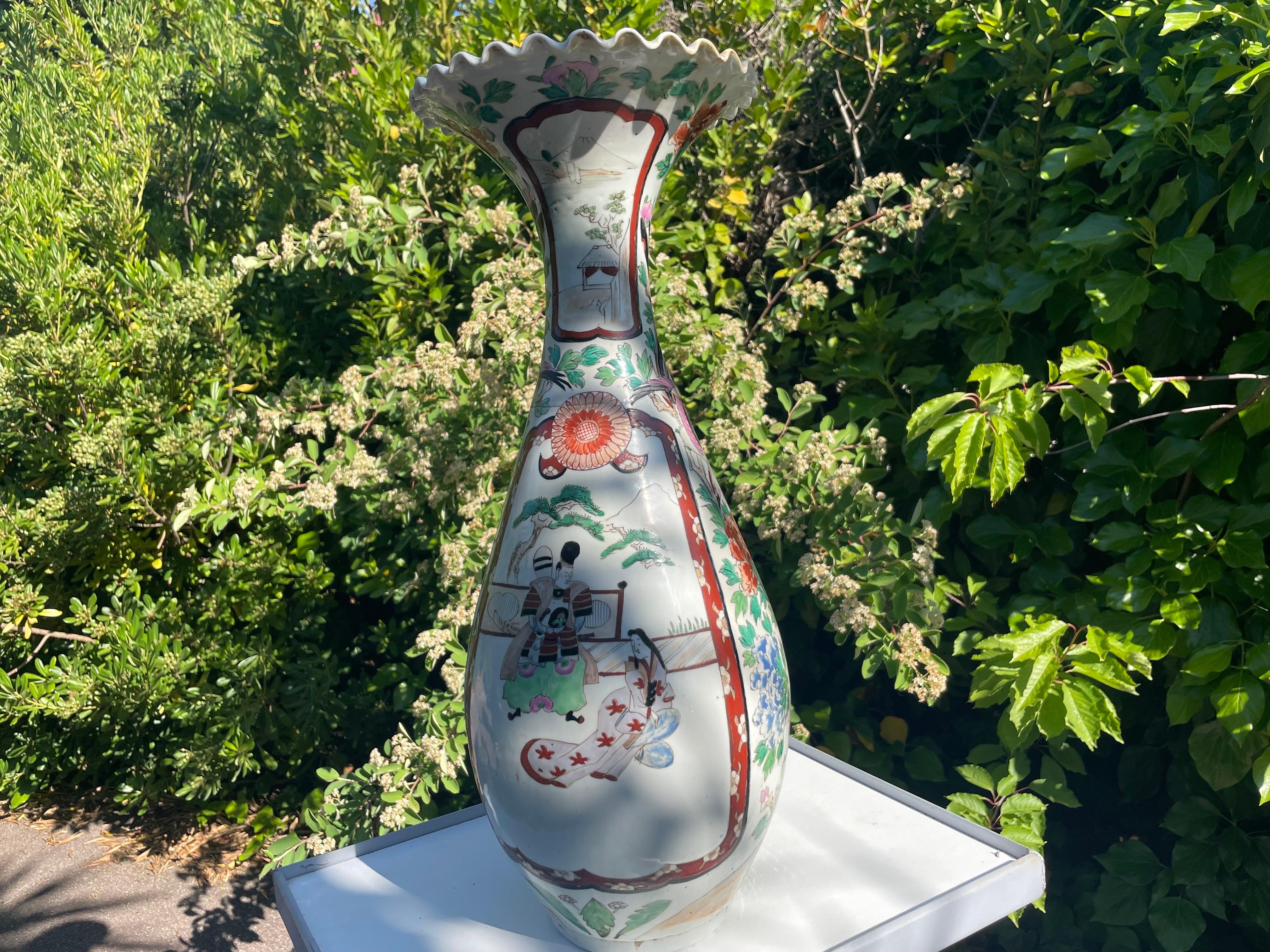 Chinese Export Japanese Imari Porcelain Trumpet Neck Floor Vase, 1930, Samourai For Sale
