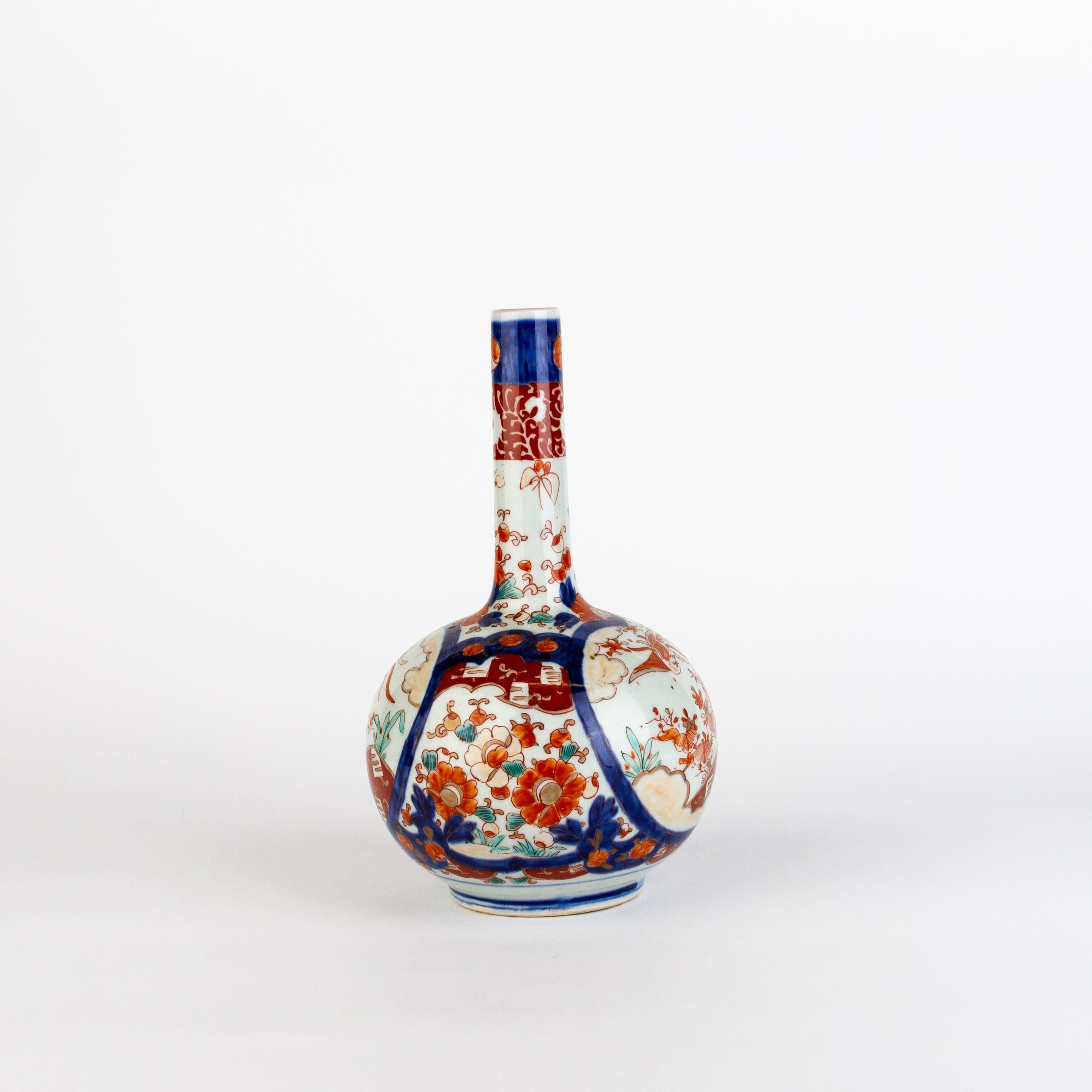 Japanese Imari Porcelain Vase 19th Century Meiji 
Good condition
Free international shipping.