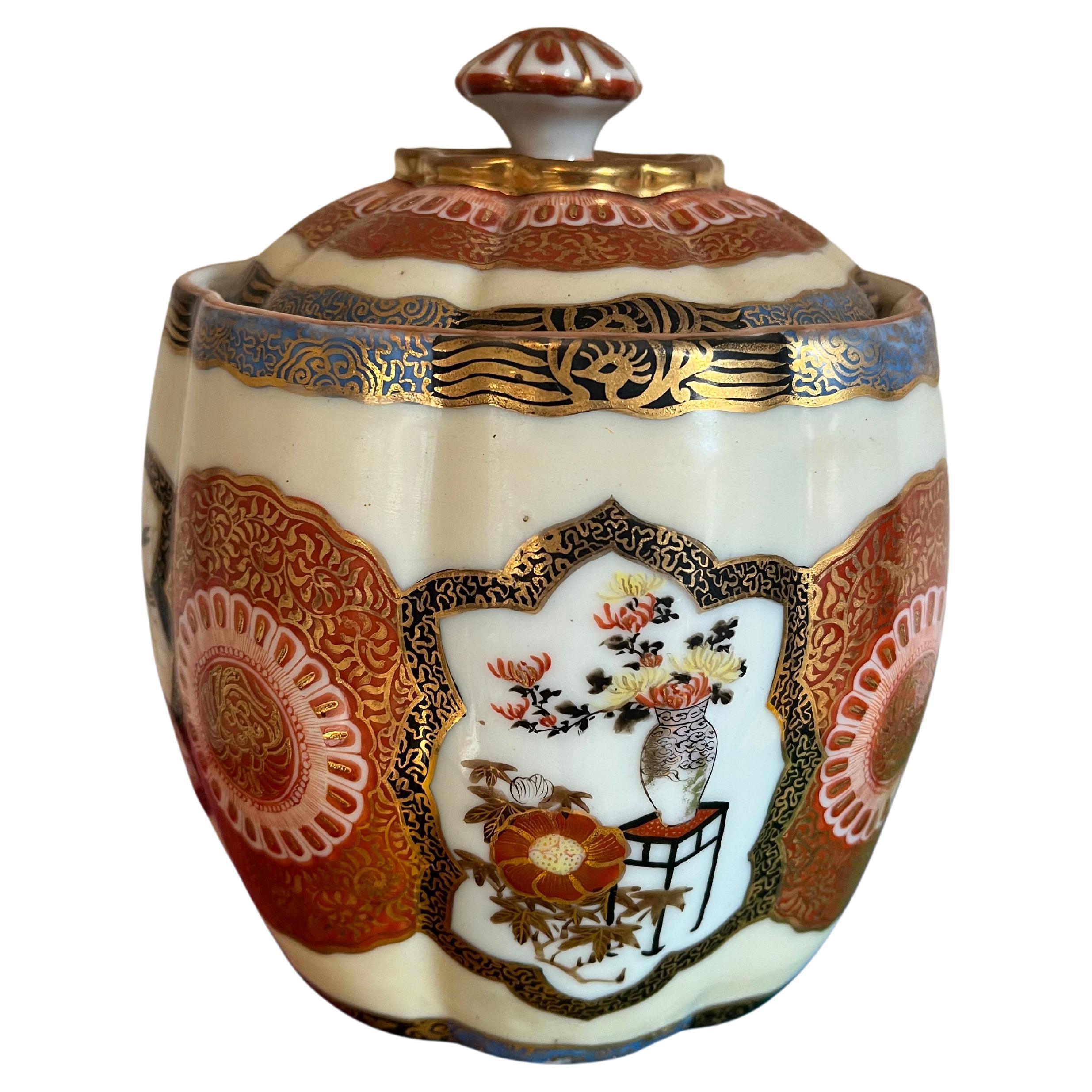 Japanese Imari Tobacco Jar, Meiji Period For Sale