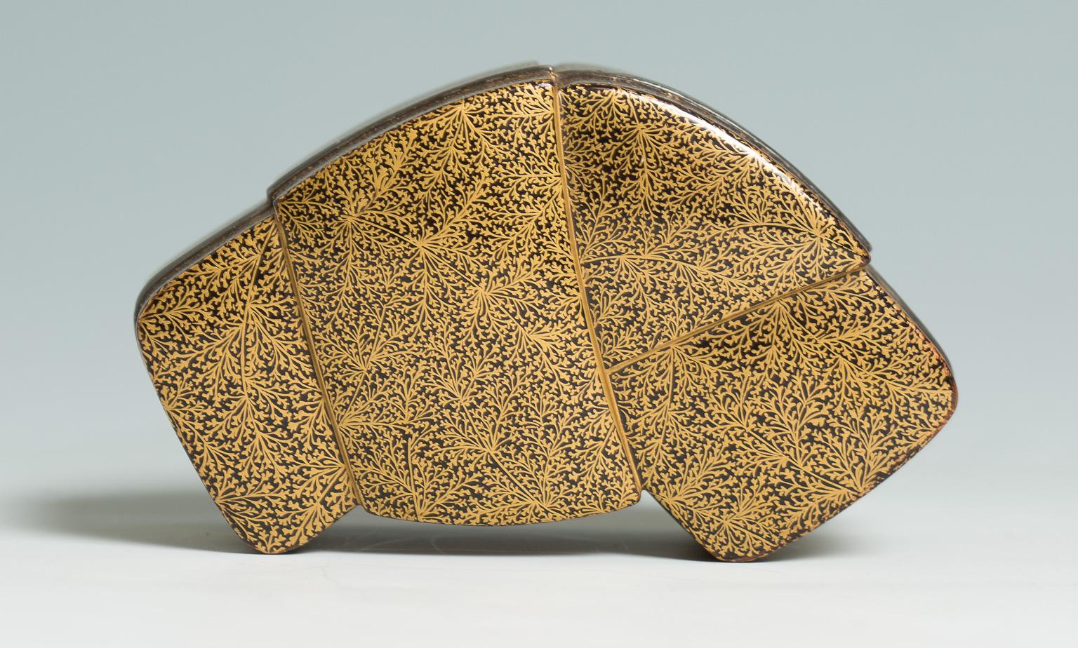 Lacquered Japanese Incense Box 'Kogo' Shaped as a Knot, Mid Edo Period, 18th Century