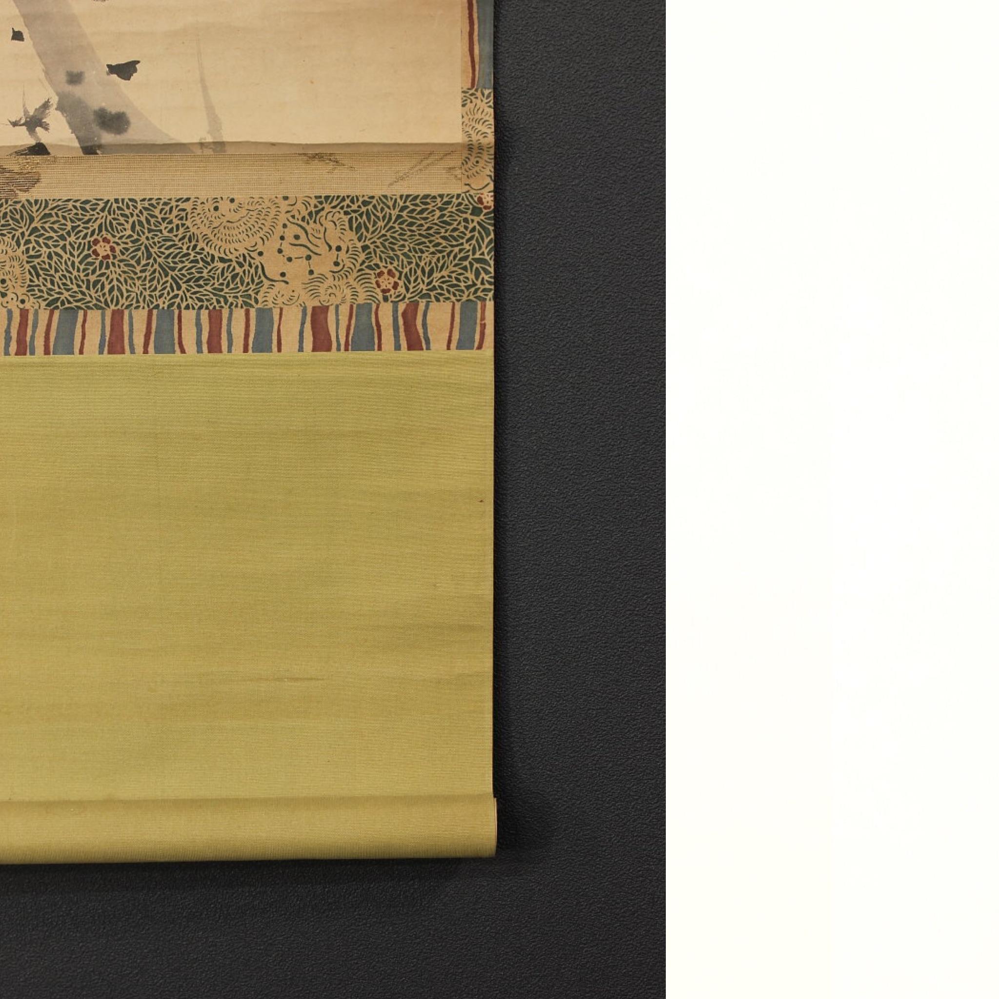 Peint à la main Peinture japonaise à l'encre sur papier représentant des fleurs de prunier, Tani Buncho en vente