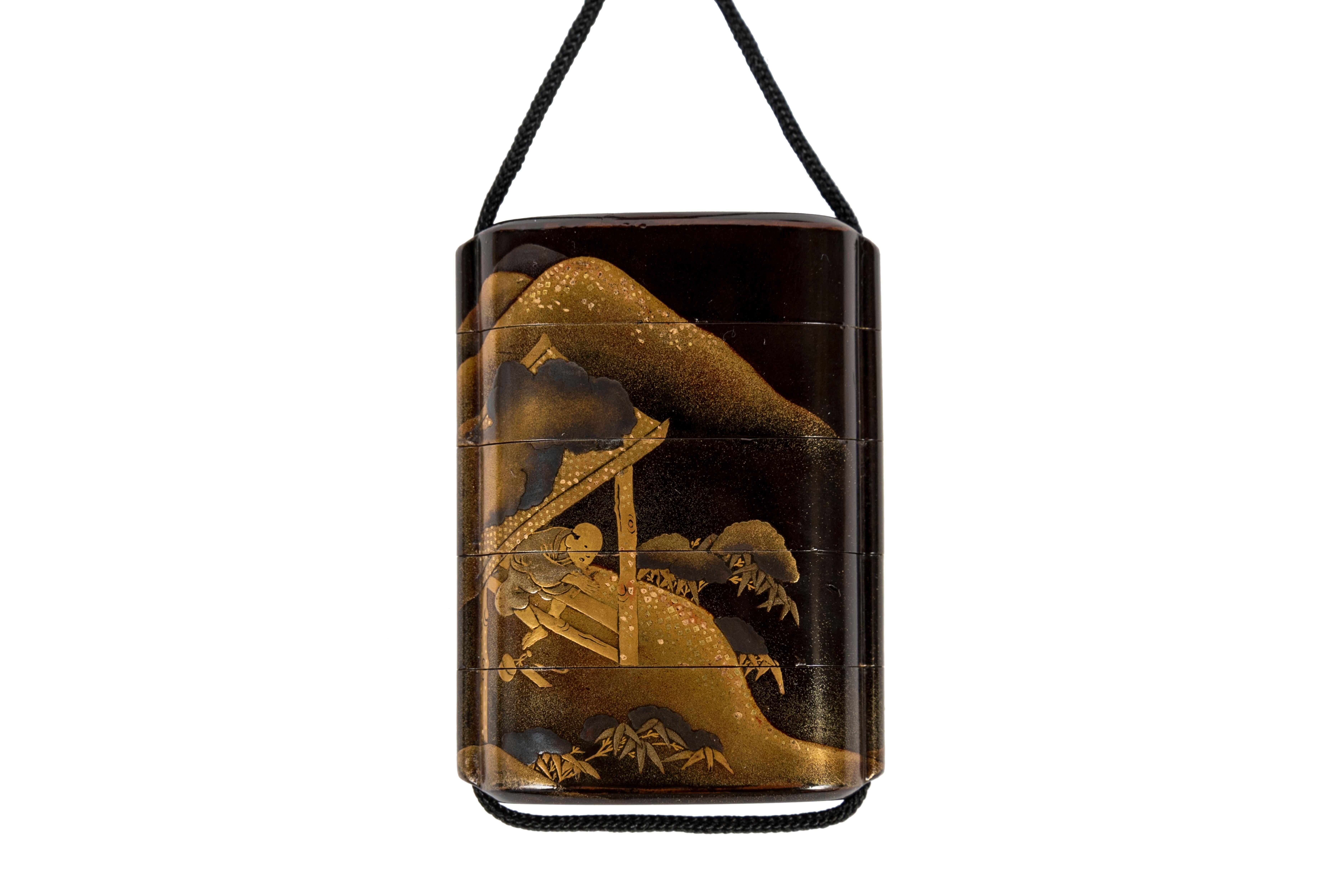 Lacquered Japanese inro box in black and gold lacquer with a decor of snowy landscape For Sale