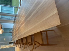 Table de salle à manger en frêne massif d'inspiration japonaise 20 places, sur mesure