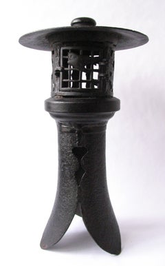 Lanterna da giardino Pagoda giapponese in ferro