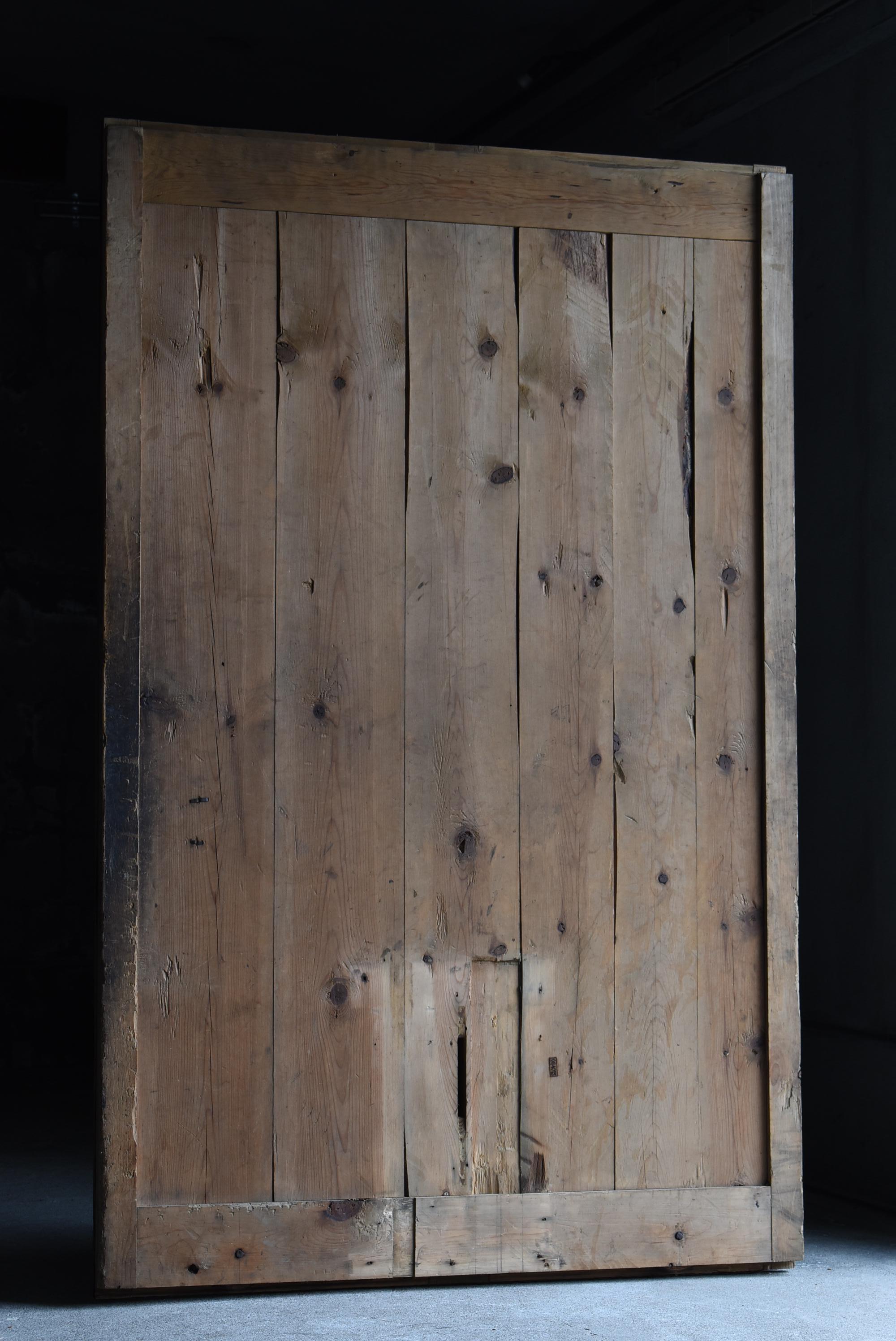 Japanese Antique Iron Plate Door 1860s-1900s / Low Table Sofa Table Wabi Sabi For Sale 6
