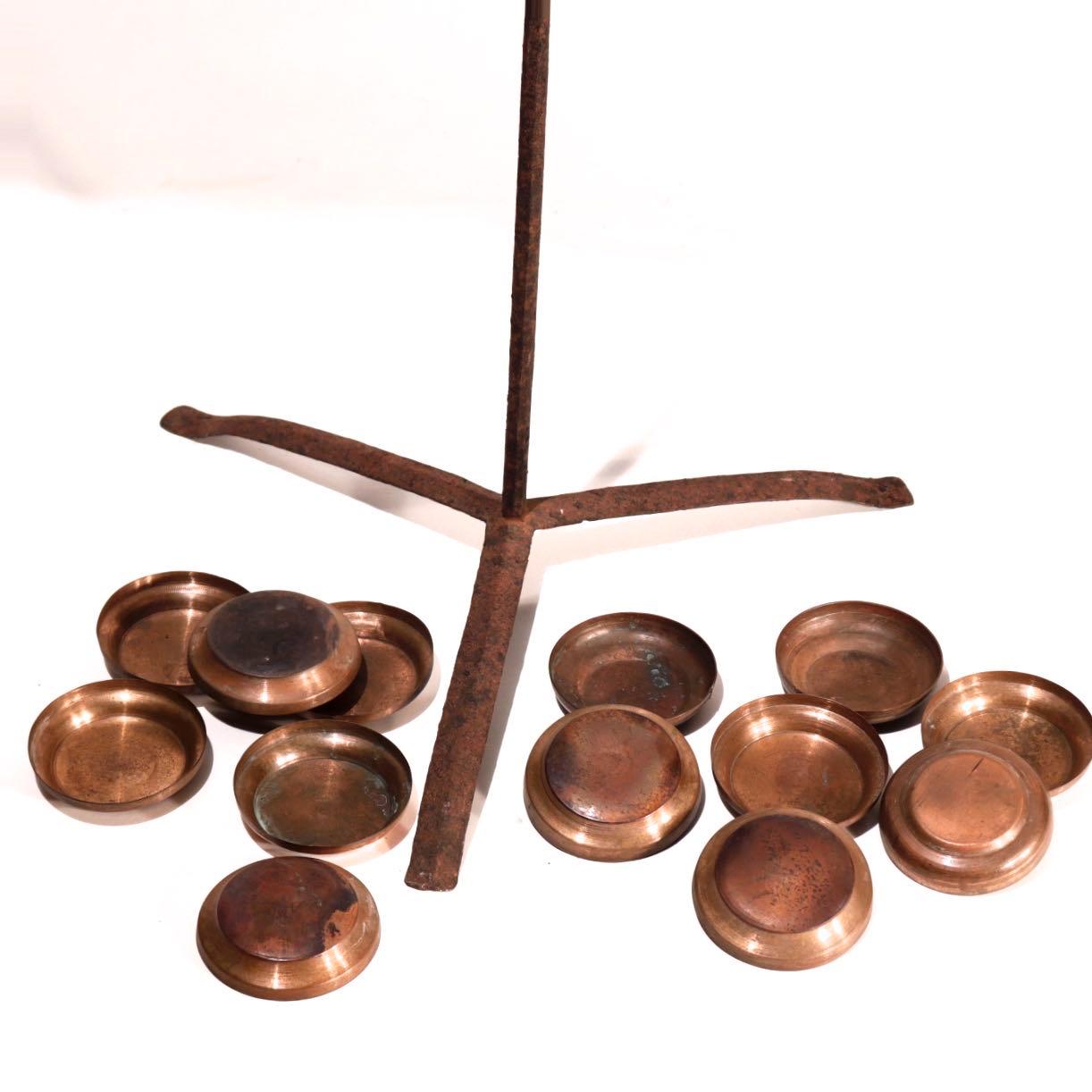 Japanese Iron Tomyodai with Copper Oil Dishes In Good Condition For Sale In Point Richmond, CA