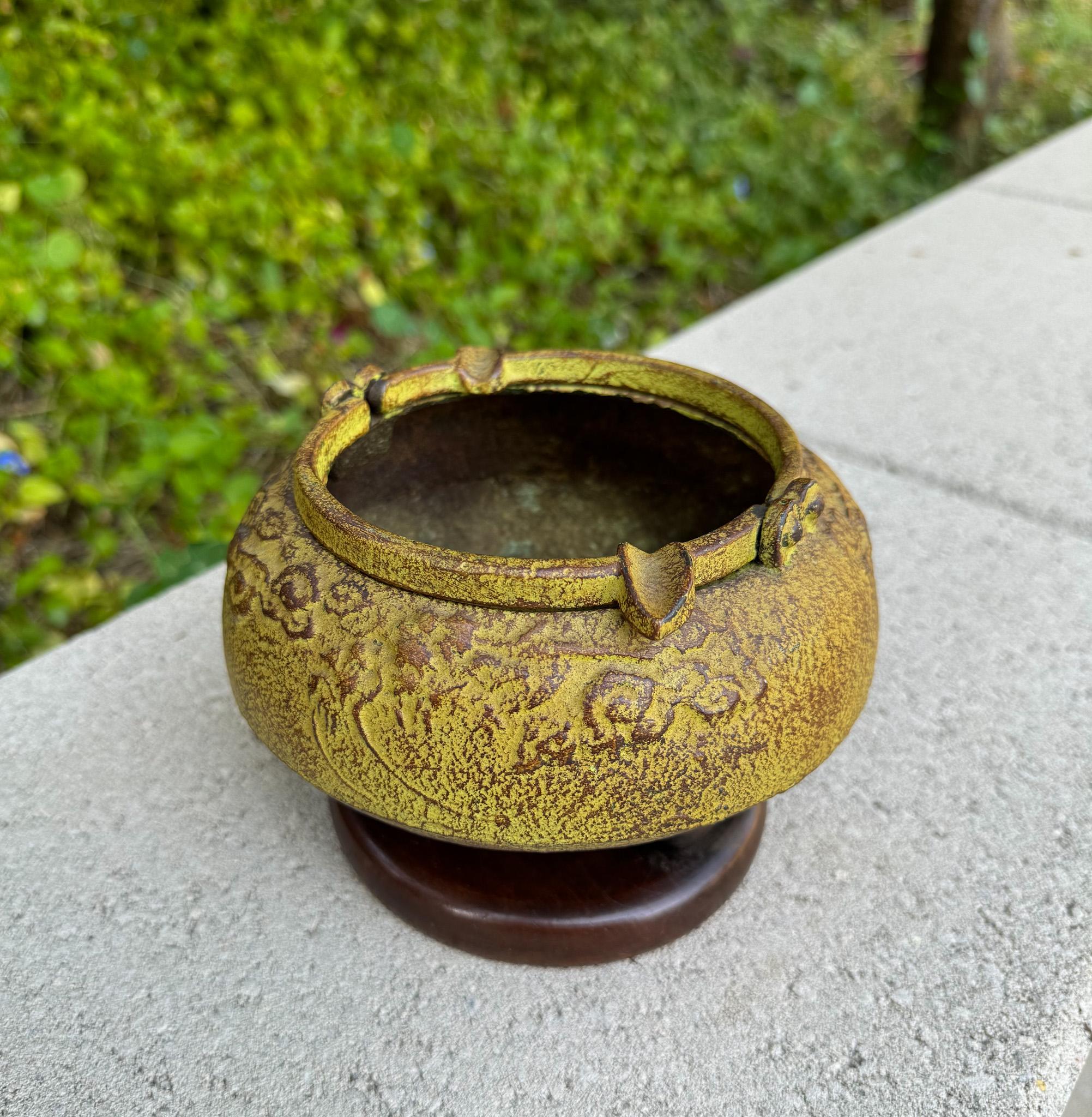 Japanese Iron Tripod Bowl, Japan, 1950's For Sale 2
