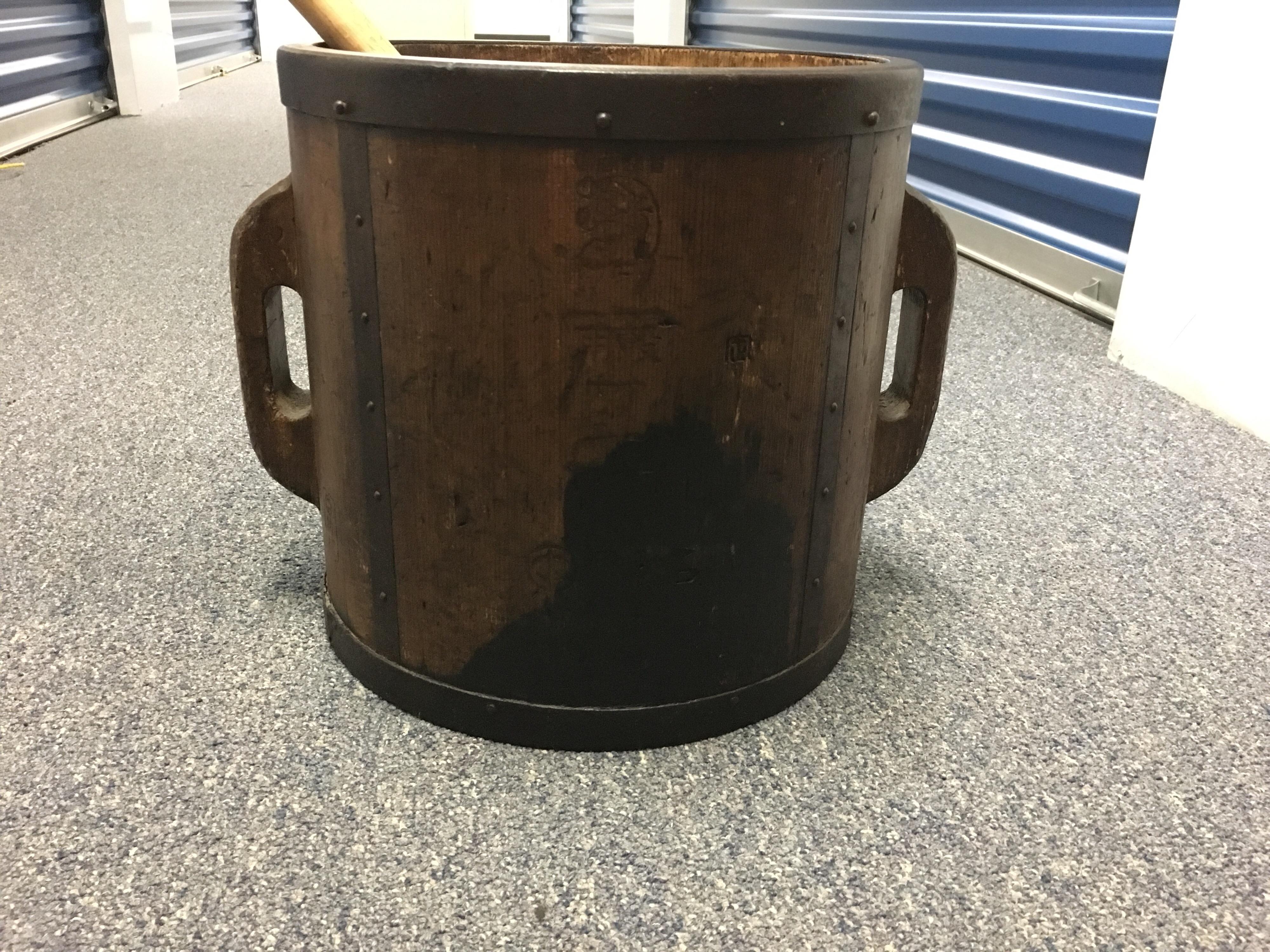 Japanese Ittomasu rice measure bucket, early 20th century
Fire stamped on the side.