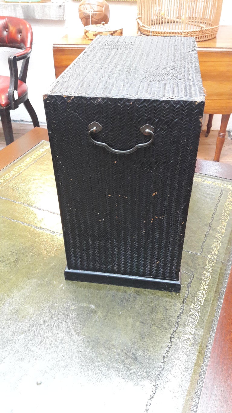 Japanese Jewelry Box For Sale at 1stDibs