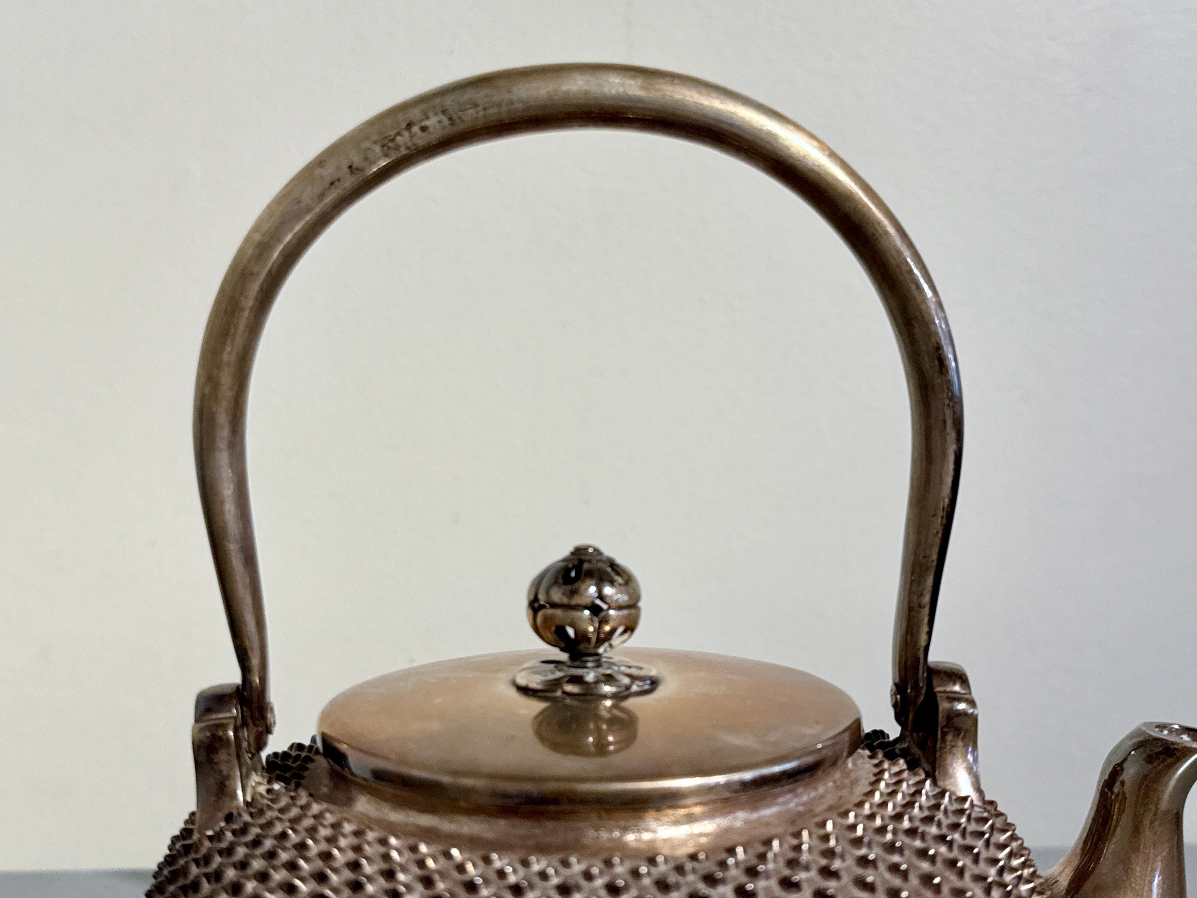 Japanische Jugin-Teekanne aus Feinsilber, Meiji-Zeit, um 1900, Japan im Angebot 4