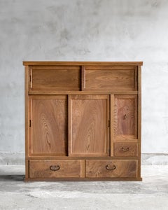 Armario japonés Keyaki 3-Shaku Mizuya con puertas correderas, Periodo Taisho, c.1920