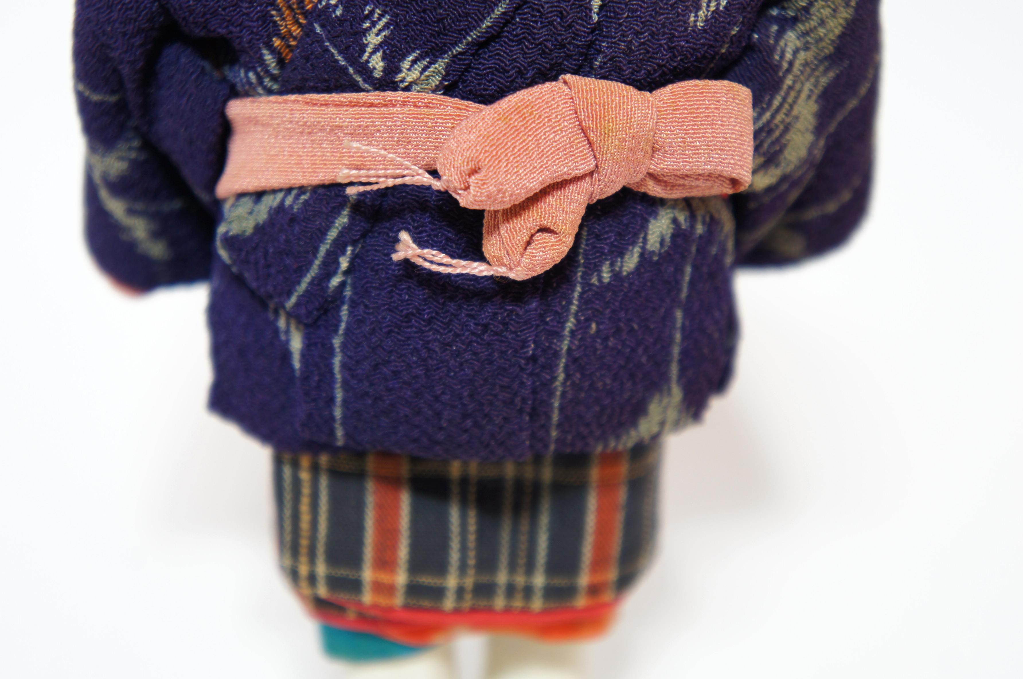 Japanese Kimekomi Child Doll Wearing Silk Kimono, Style of Taisho Romence, 1920s For Sale 2
