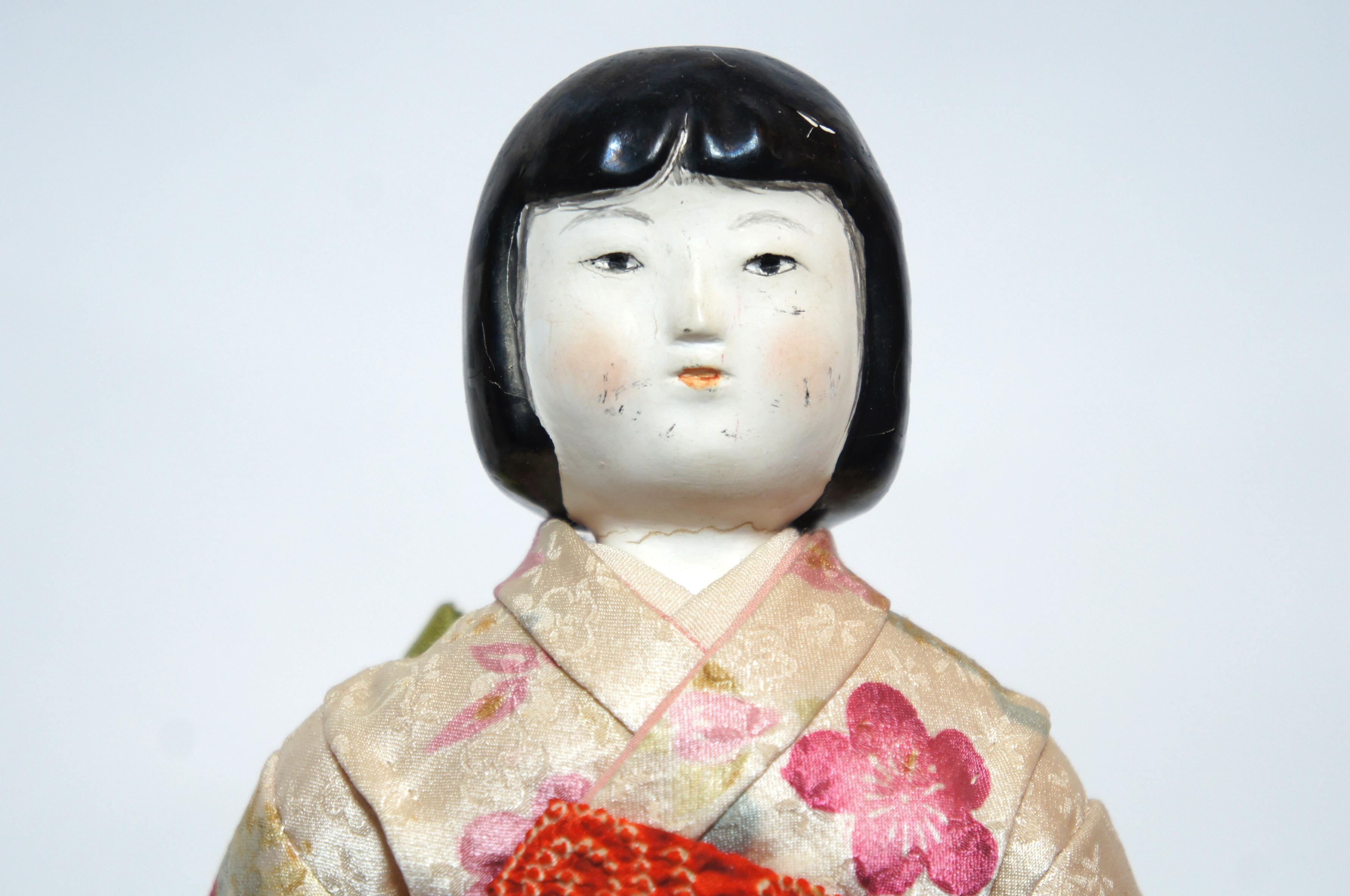 Japanese Kimekomi Girl Doll Wearing Silk Kimono, Style of Taisho Romence, 1920s For Sale 4