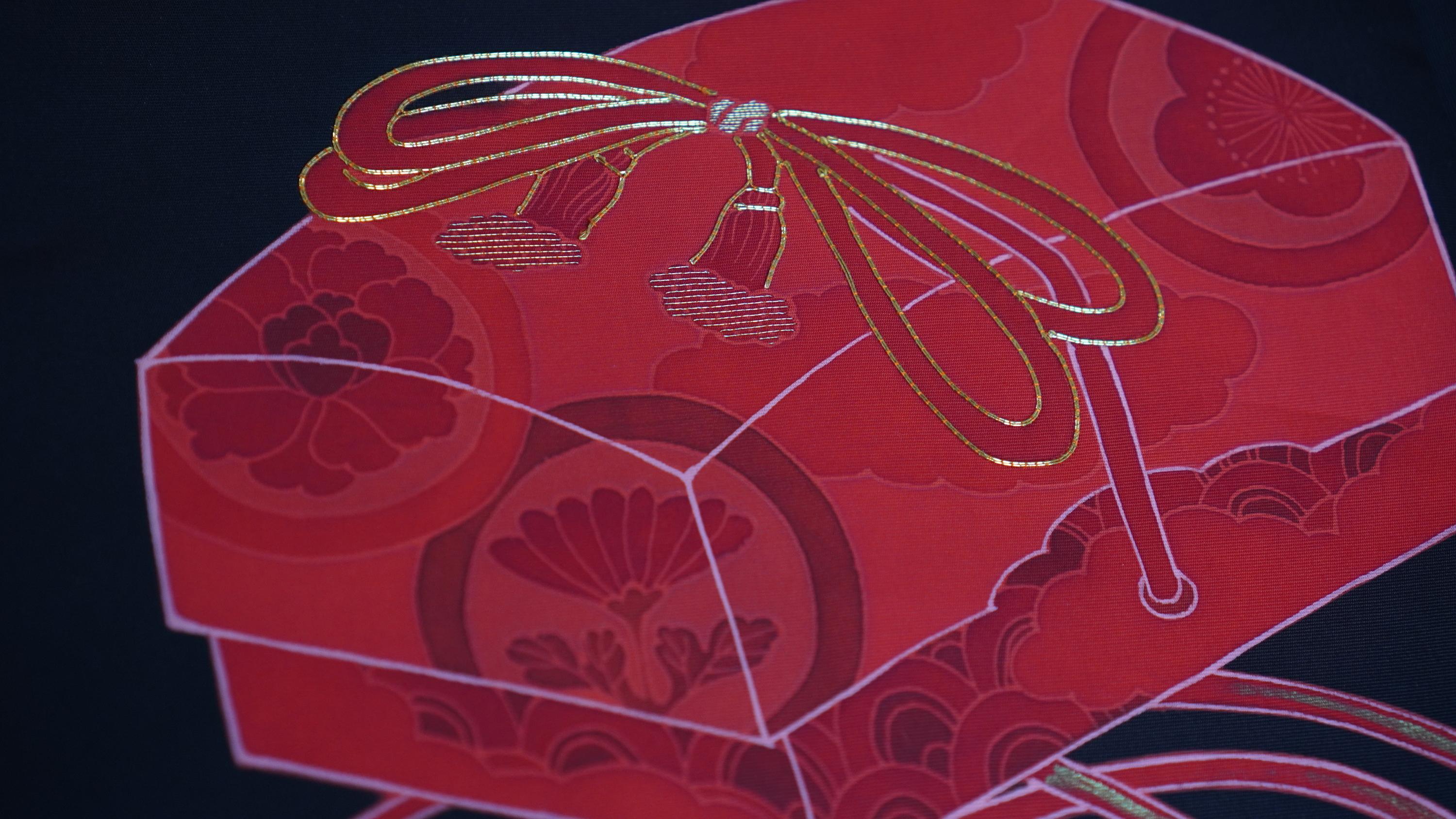 Silk Japanese Art / Kimono Art / Wall Decoration -Fumi Bako- For Sale
